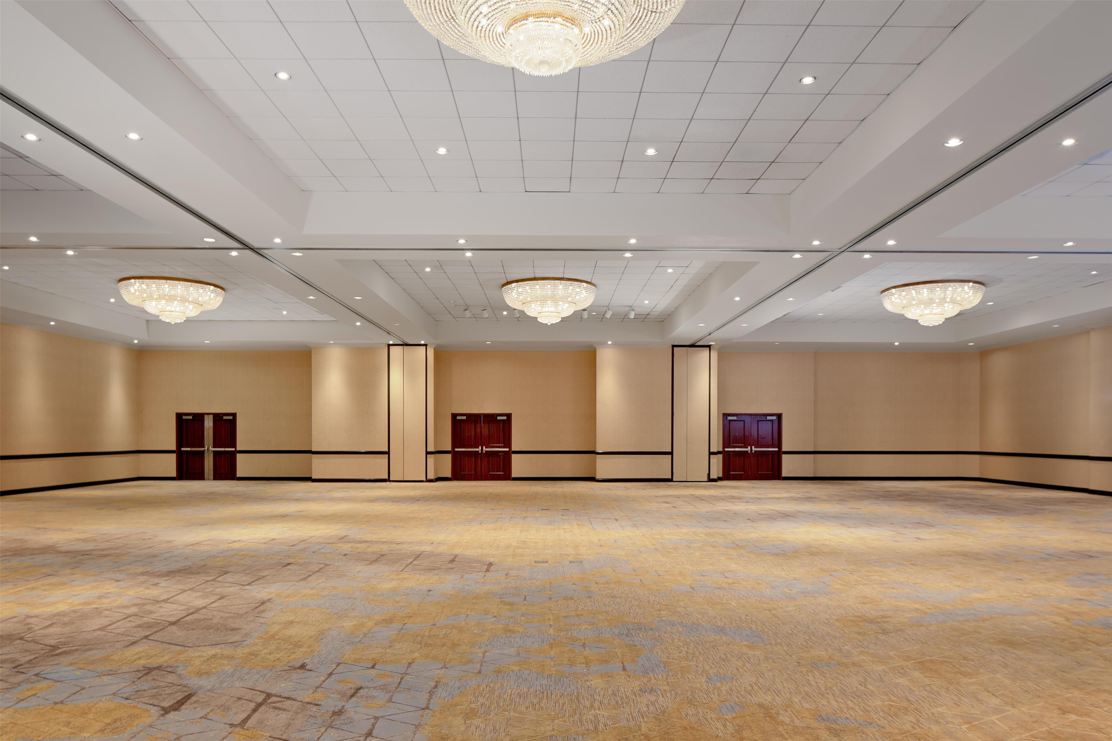 Meeting Room | Hotel Zessa Santa Ana – a DoubleTree by Hilton