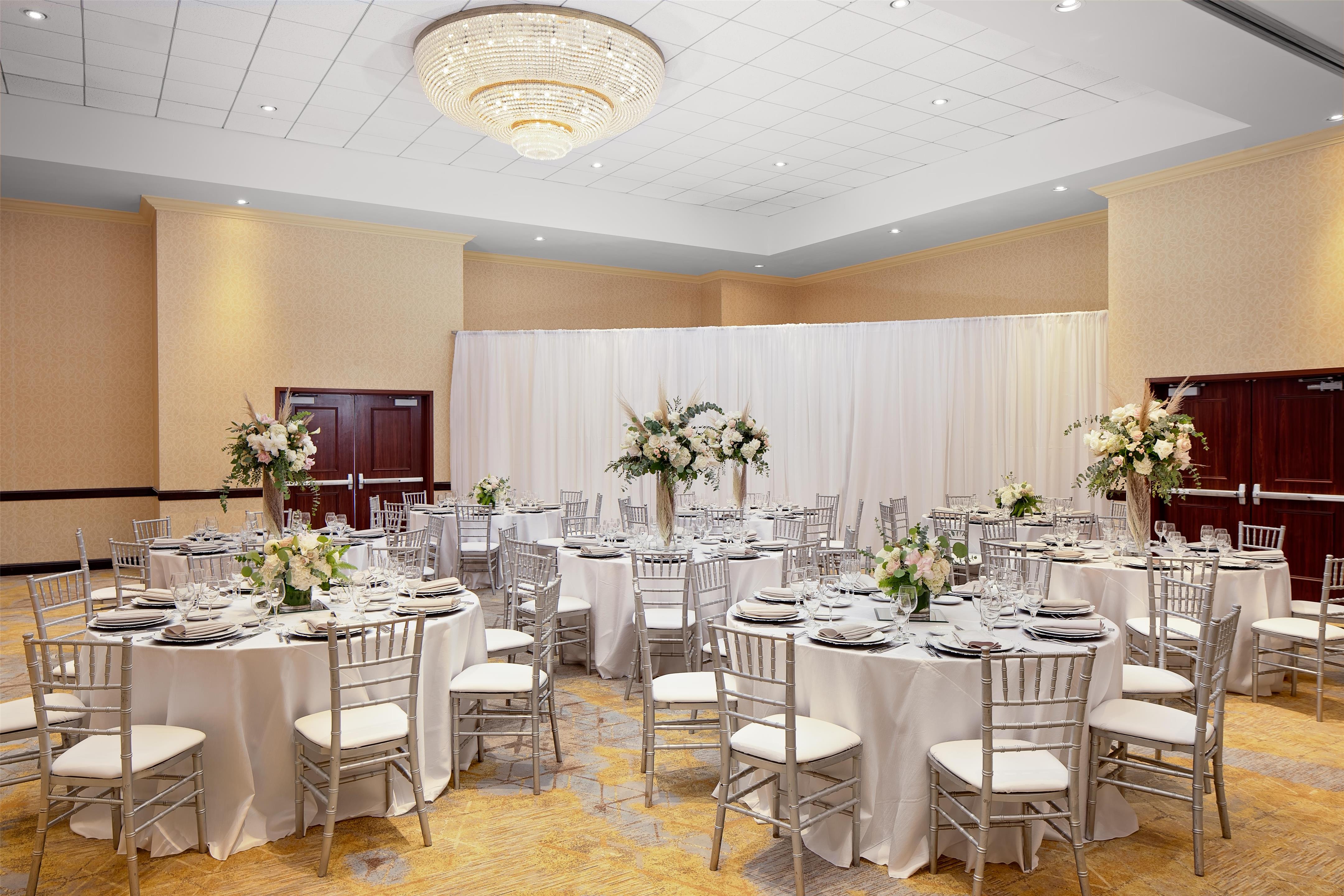 Meeting Room | Hotel Zessa Santa Ana – a DoubleTree by Hilton