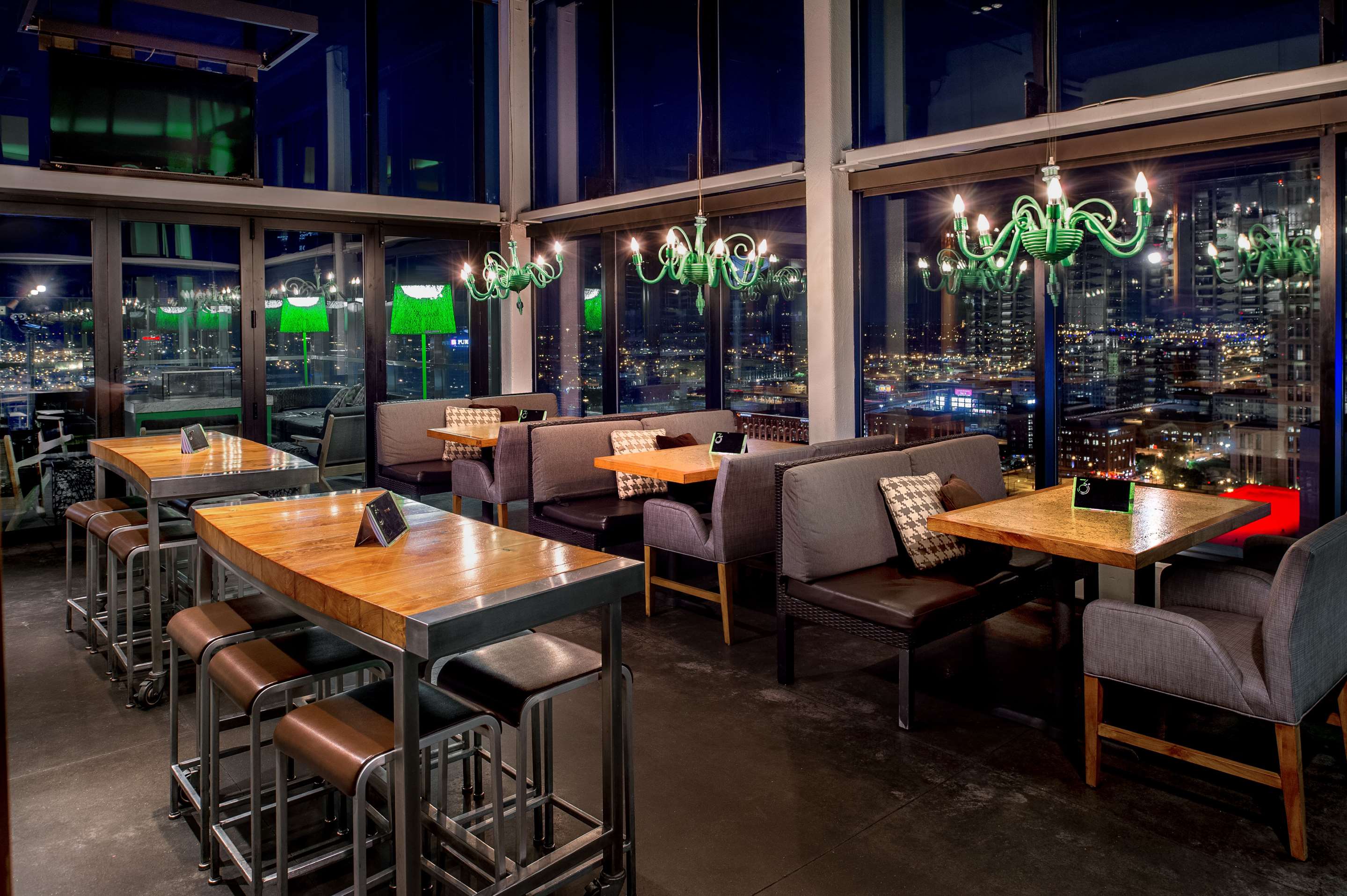 Restaurant | Hilton St. Louis at the Ballpark