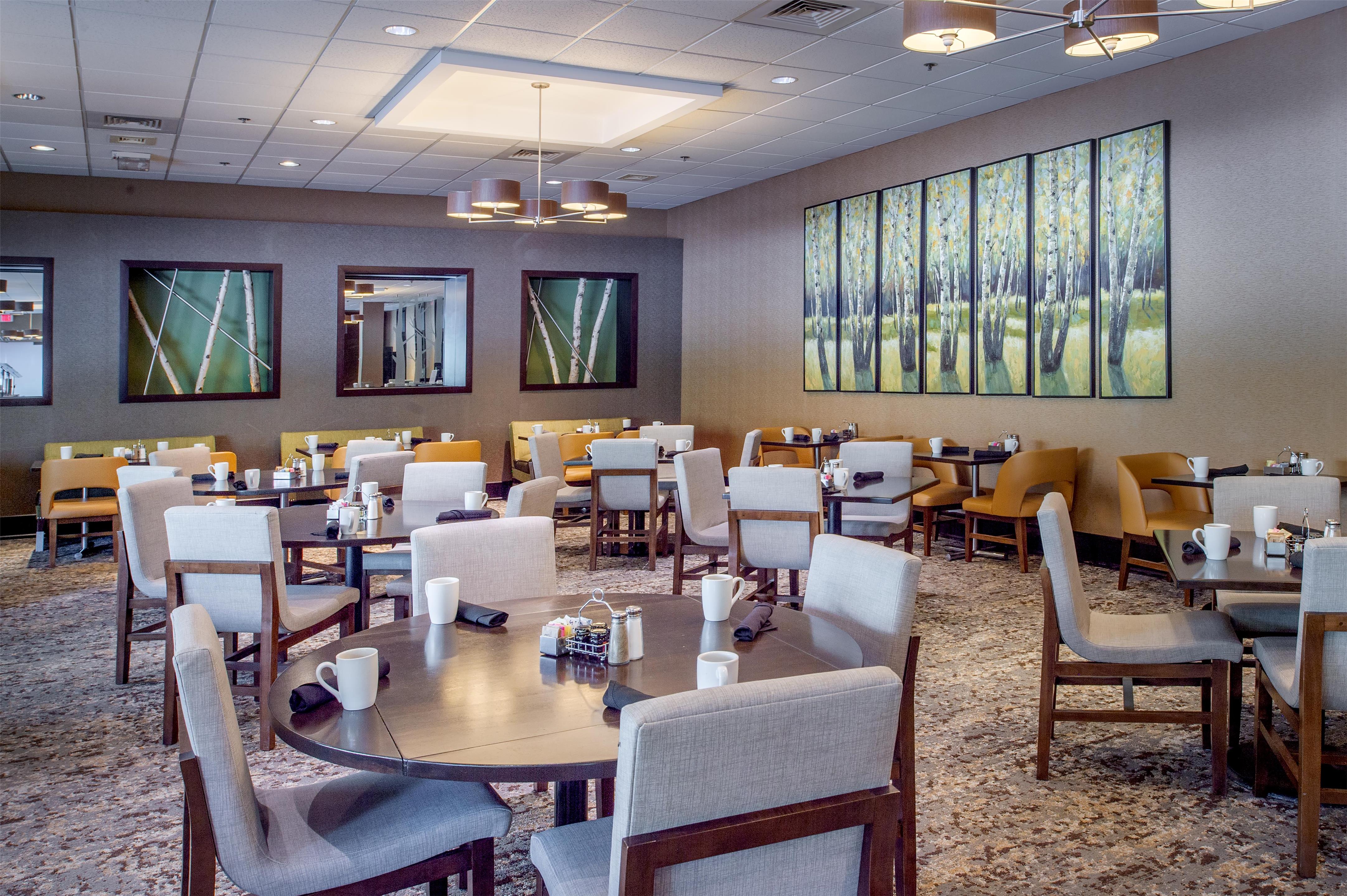 Restaurant | Hilton St. Louis at the Ballpark