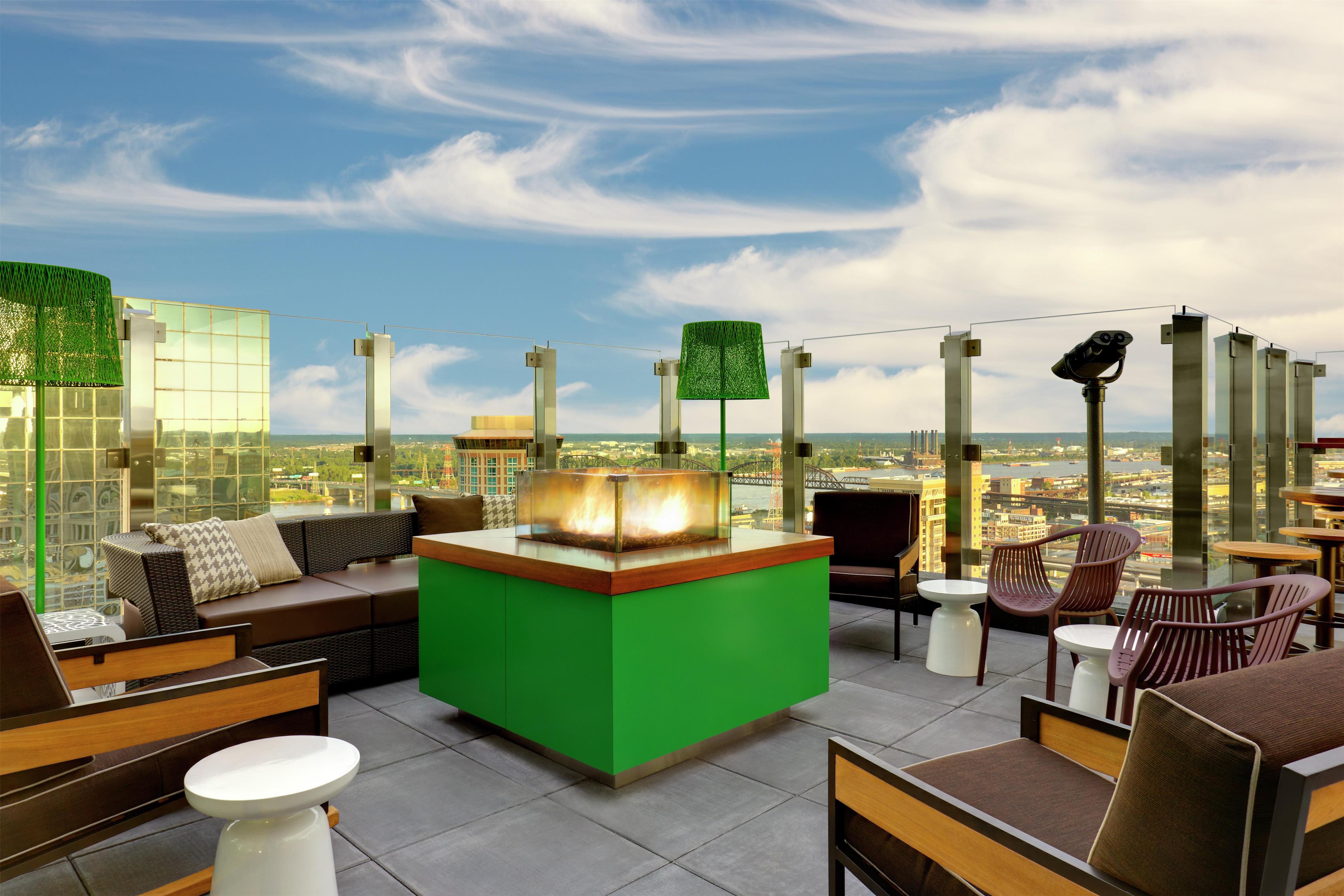 BarLounge | Hilton St. Louis at the Ballpark
