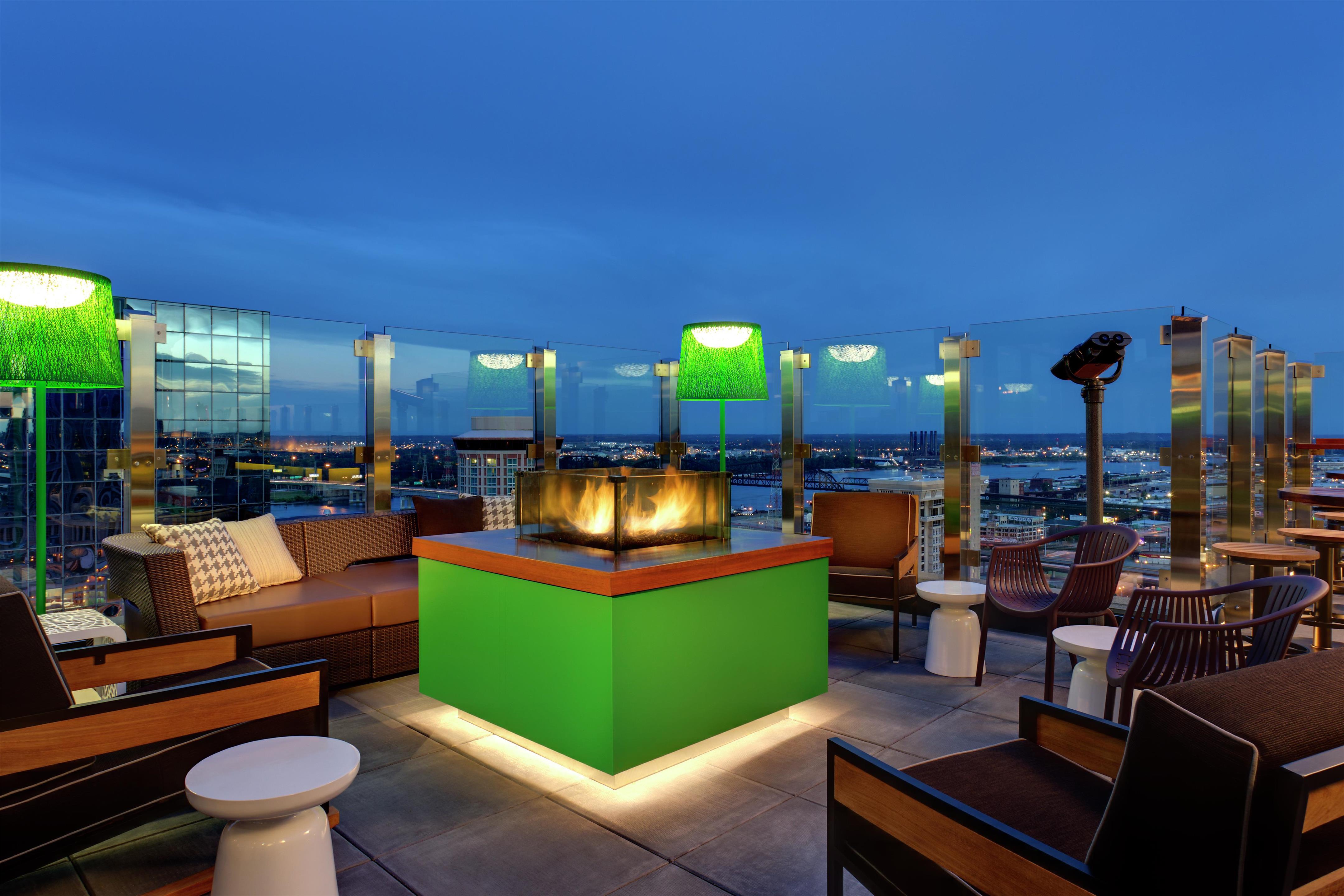 BarLounge | Hilton St. Louis at the Ballpark
