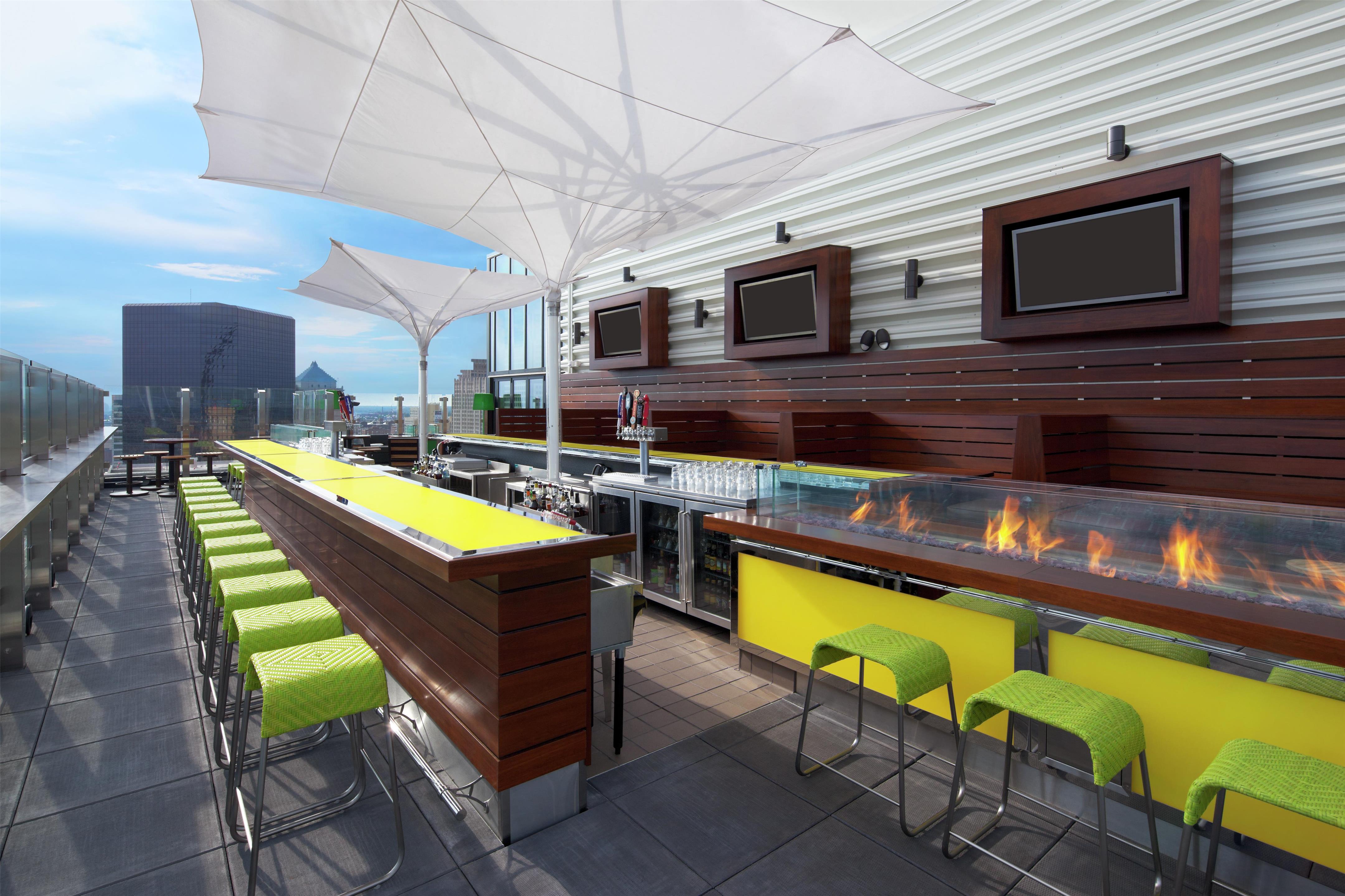 BarLounge | Hilton St. Louis at the Ballpark