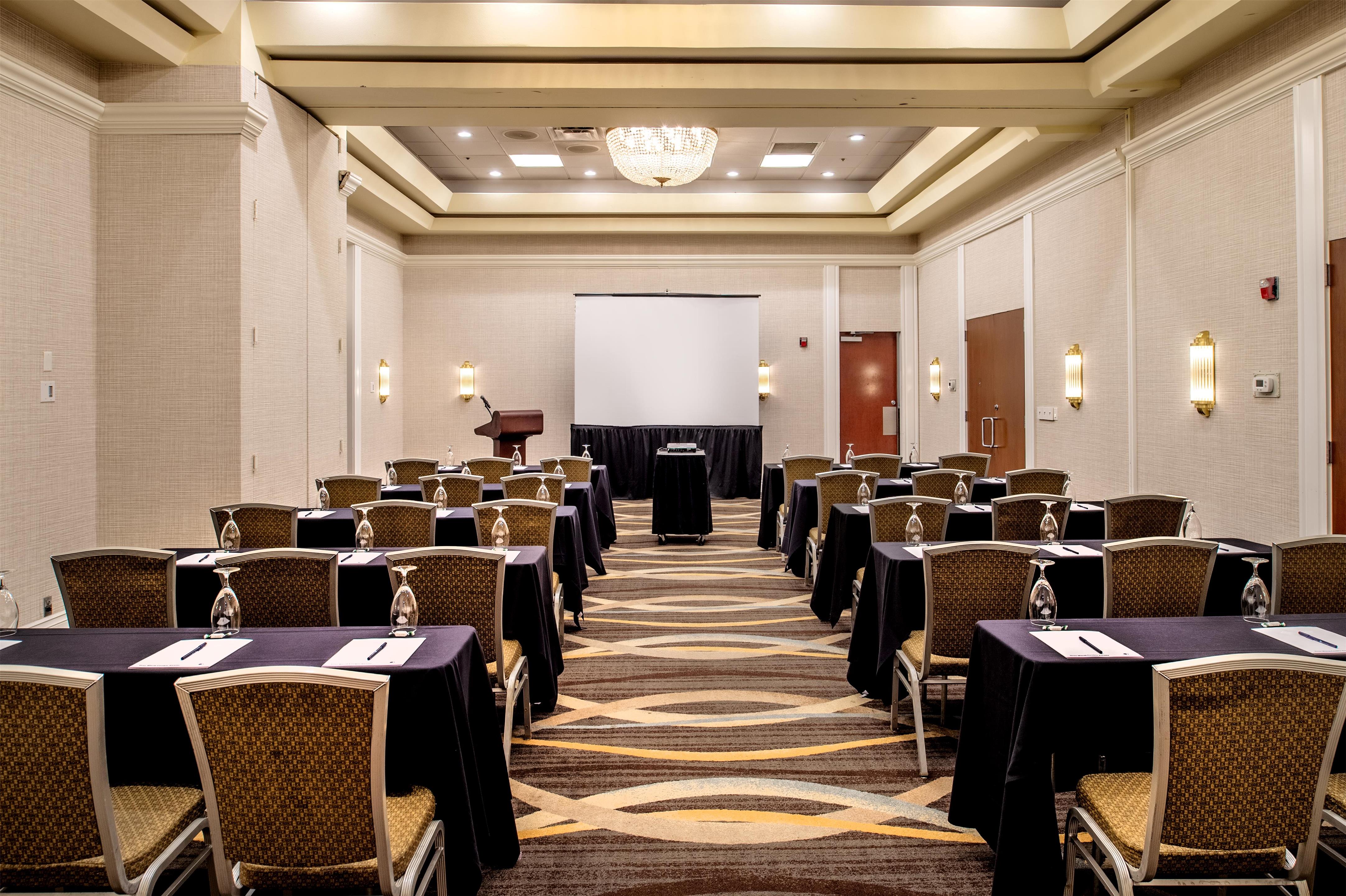 Meeting Room | DoubleTree by Hilton Collinsville - St. Louis