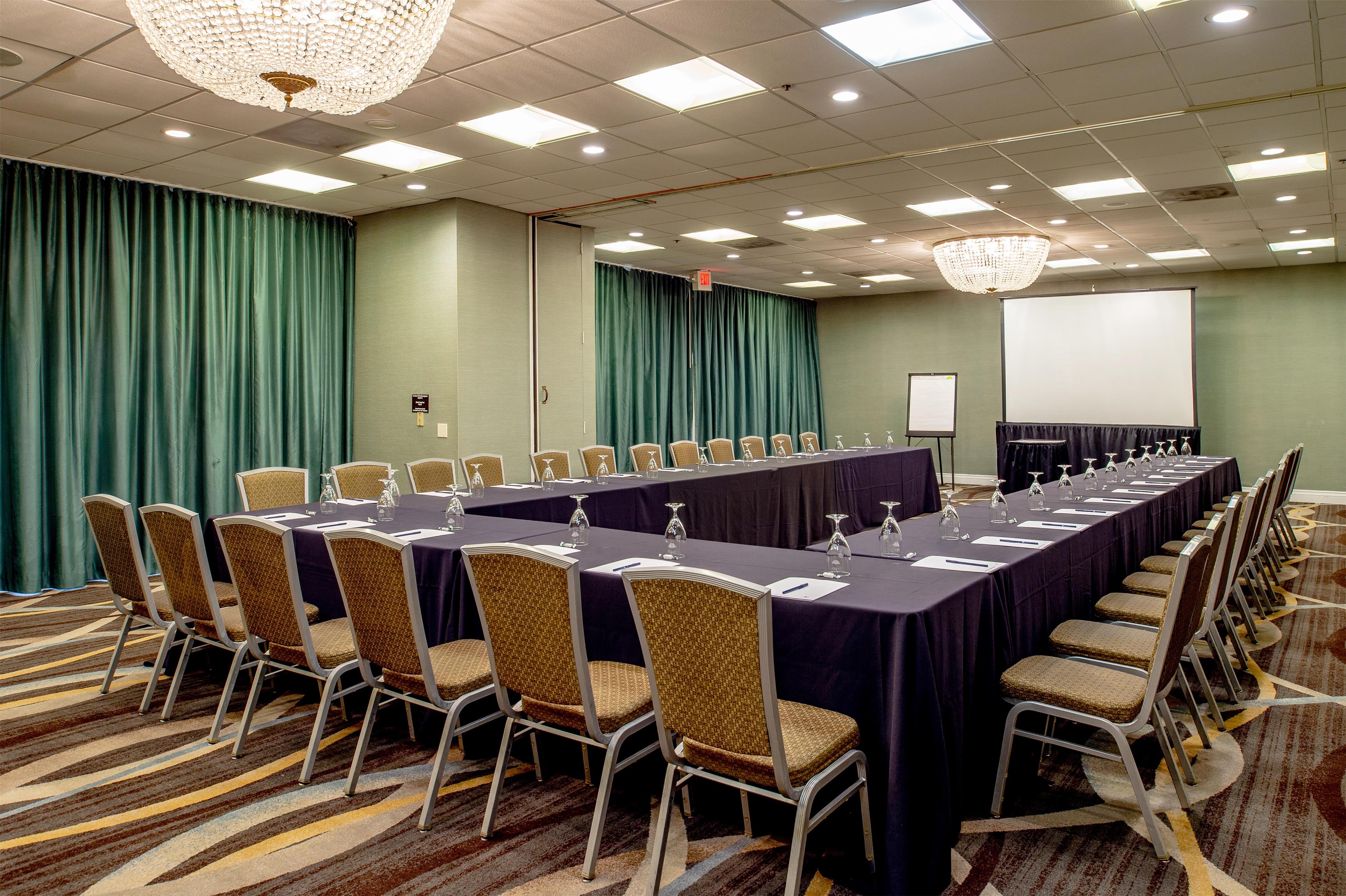 Meeting Room | DoubleTree by Hilton Collinsville - St. Louis
