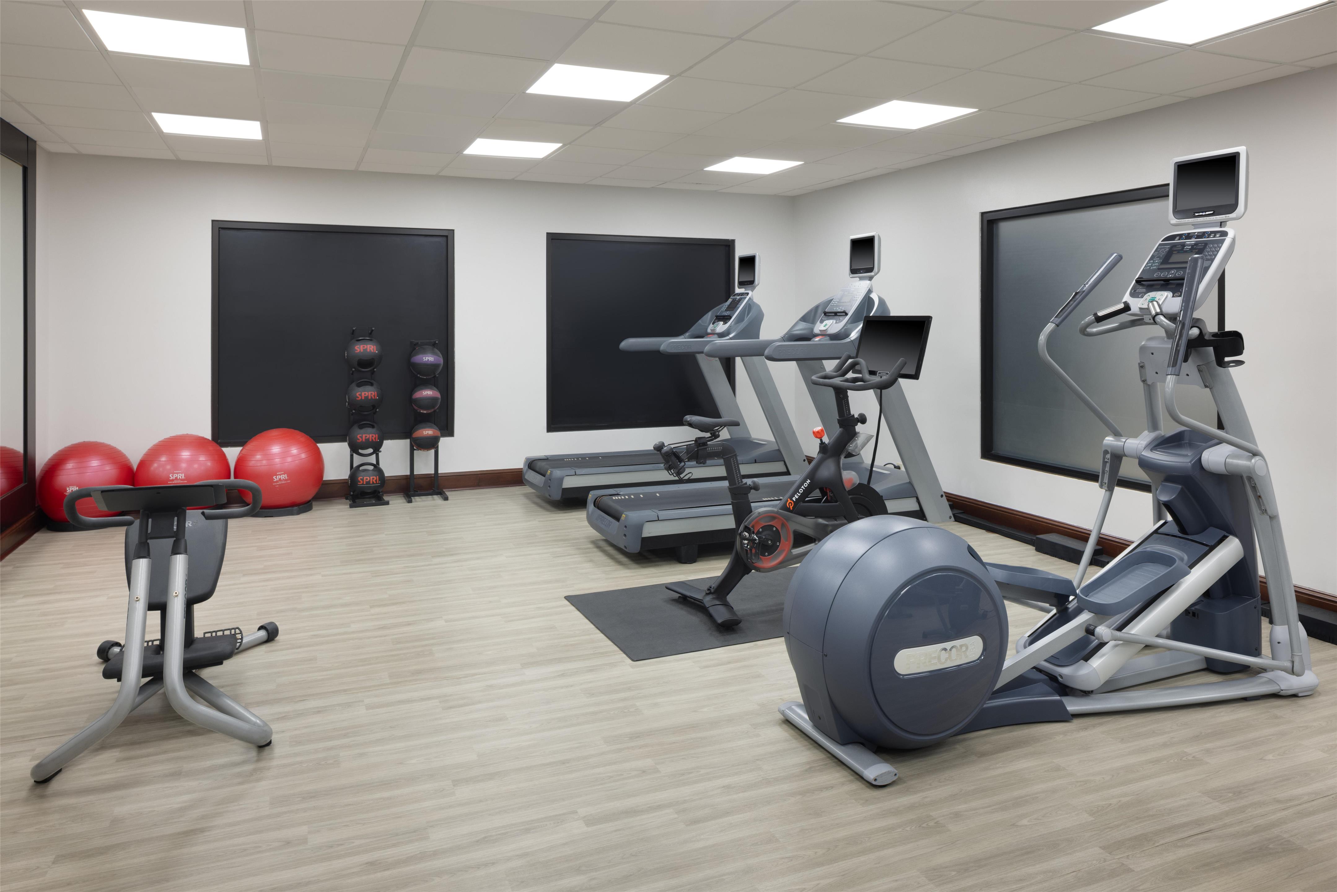 Health club fitness center gym | The Pennywell St.Louis Downtown, a Hilton Hotel