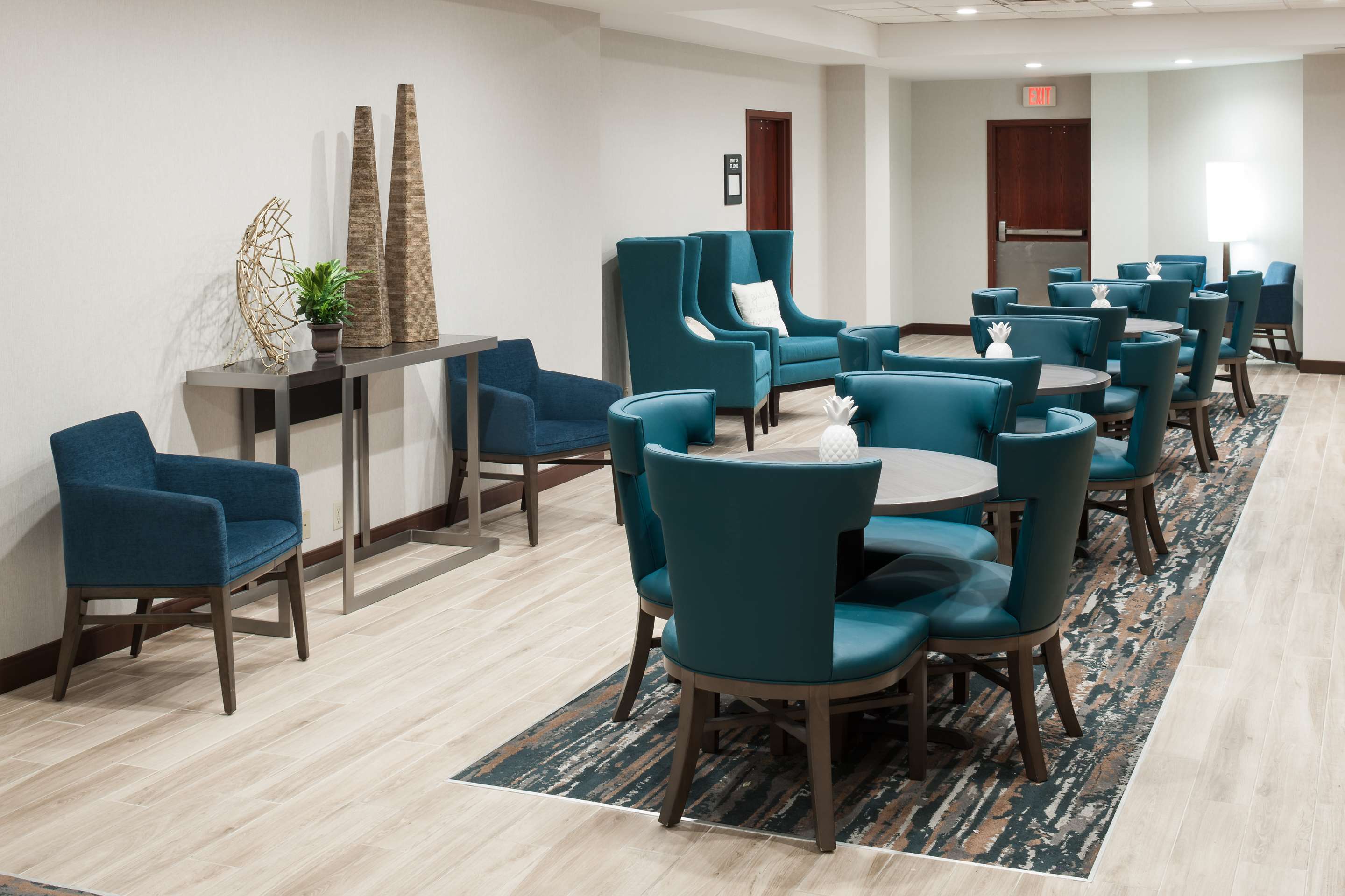 Reception | Hampton Inn St. Louis-Downtown (At the Gateway Arch)