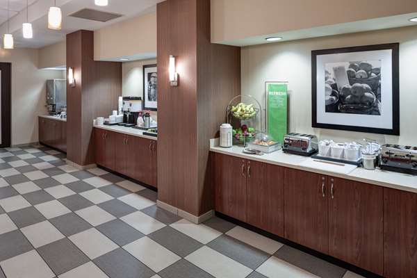 Amenities - Hampton Inn Downtown at the Arch St Louis - I-44, Exits 292 & 292B