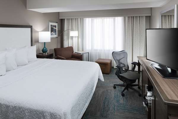  - Hampton Inn Downtown at the Arch St Louis - I-44, Exits 292 & 292B