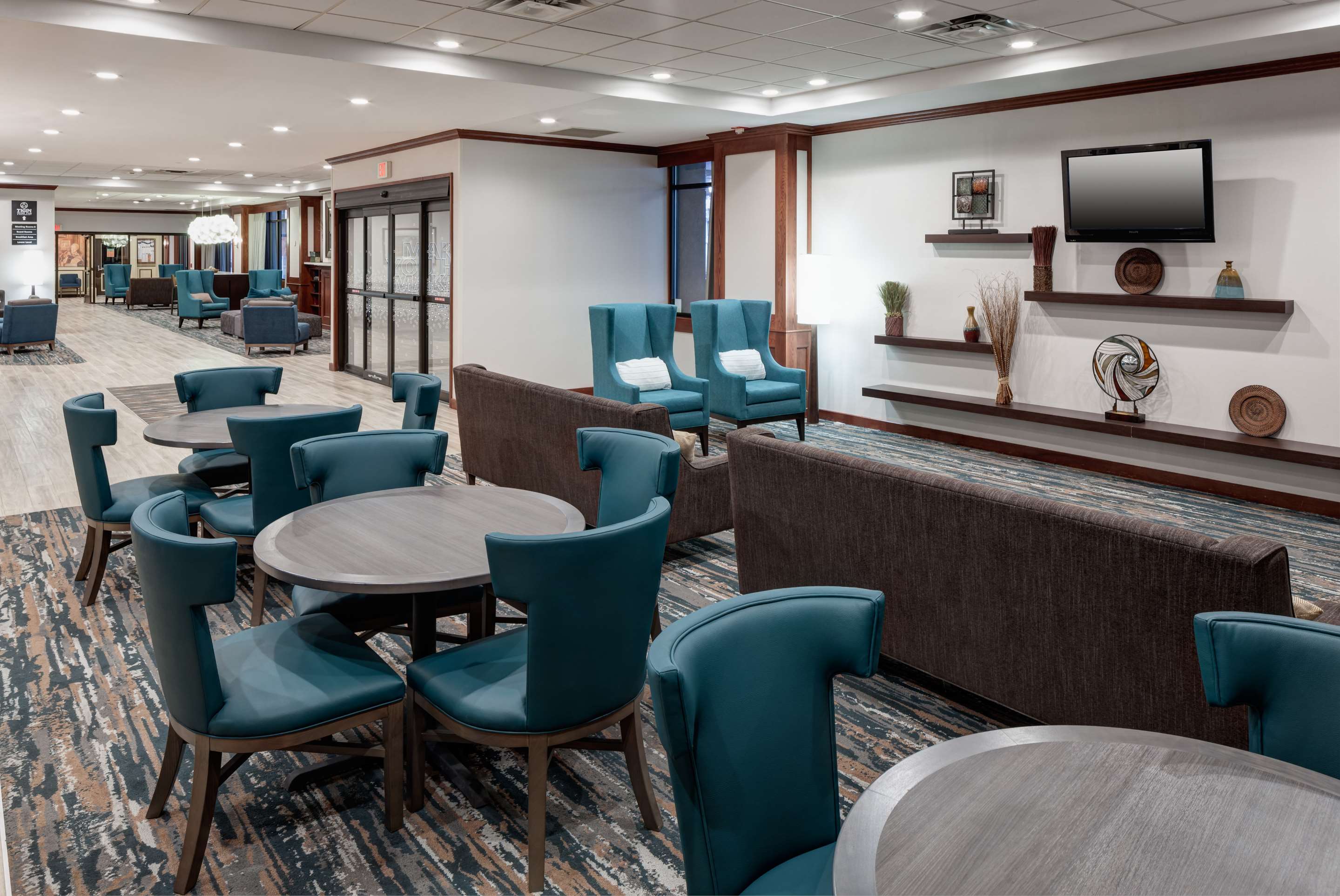 Reception | Hampton Inn St. Louis-Downtown (At the Gateway Arch)