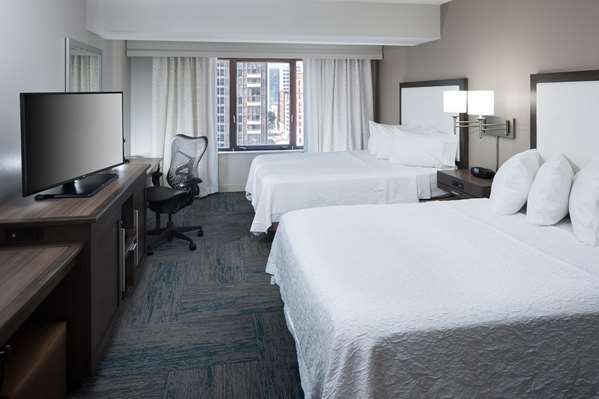  - Hampton Inn Downtown at the Arch St Louis - I-44, Exits 292 & 292B