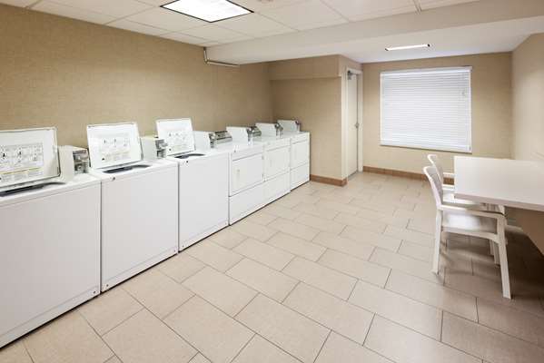  - Hampton Inn Downtown at the Arch St Louis - I-44, Exits 292 & 292B