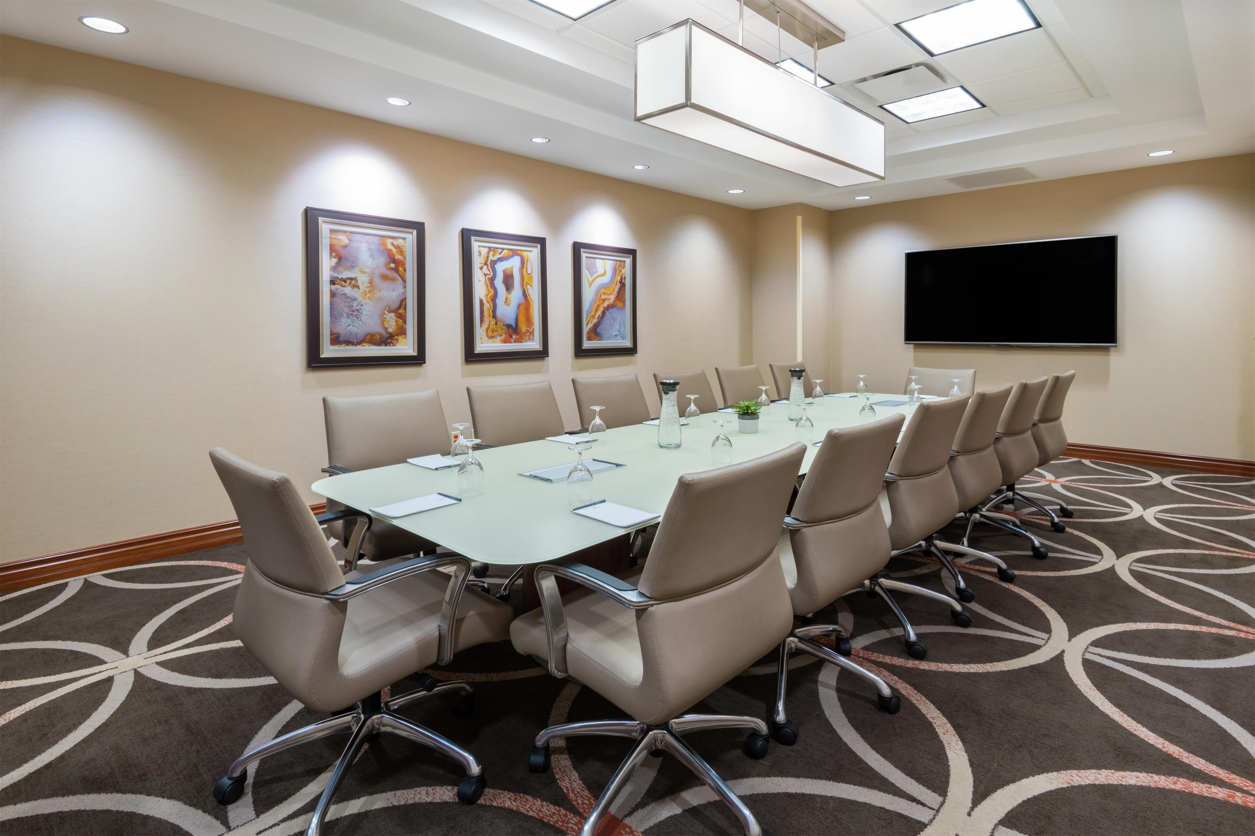 Meeting Room | Embassy Suites by Hilton St. Louis St. Charles
