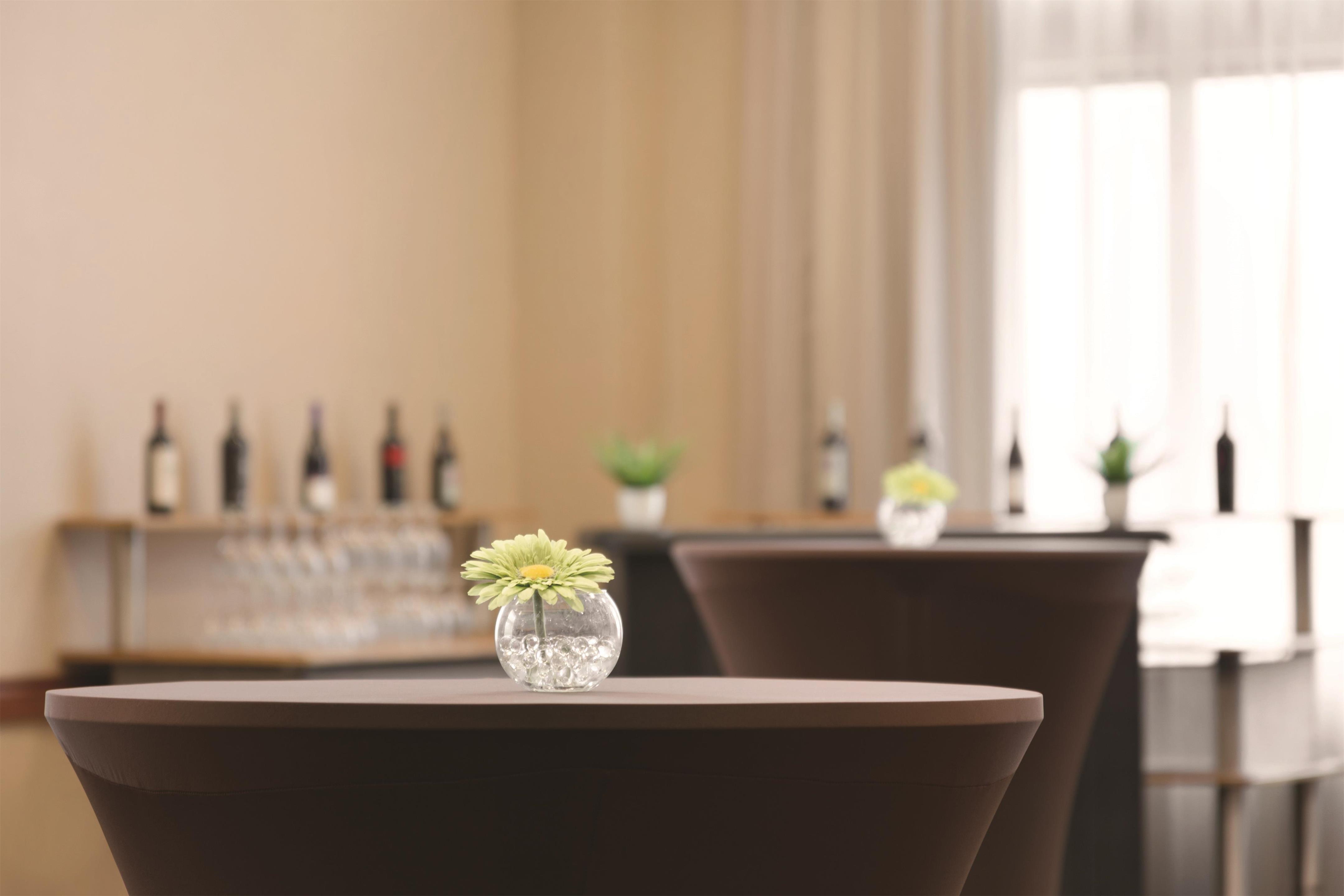 Meeting Room | Embassy Suites by Hilton St. Louis St. Charles