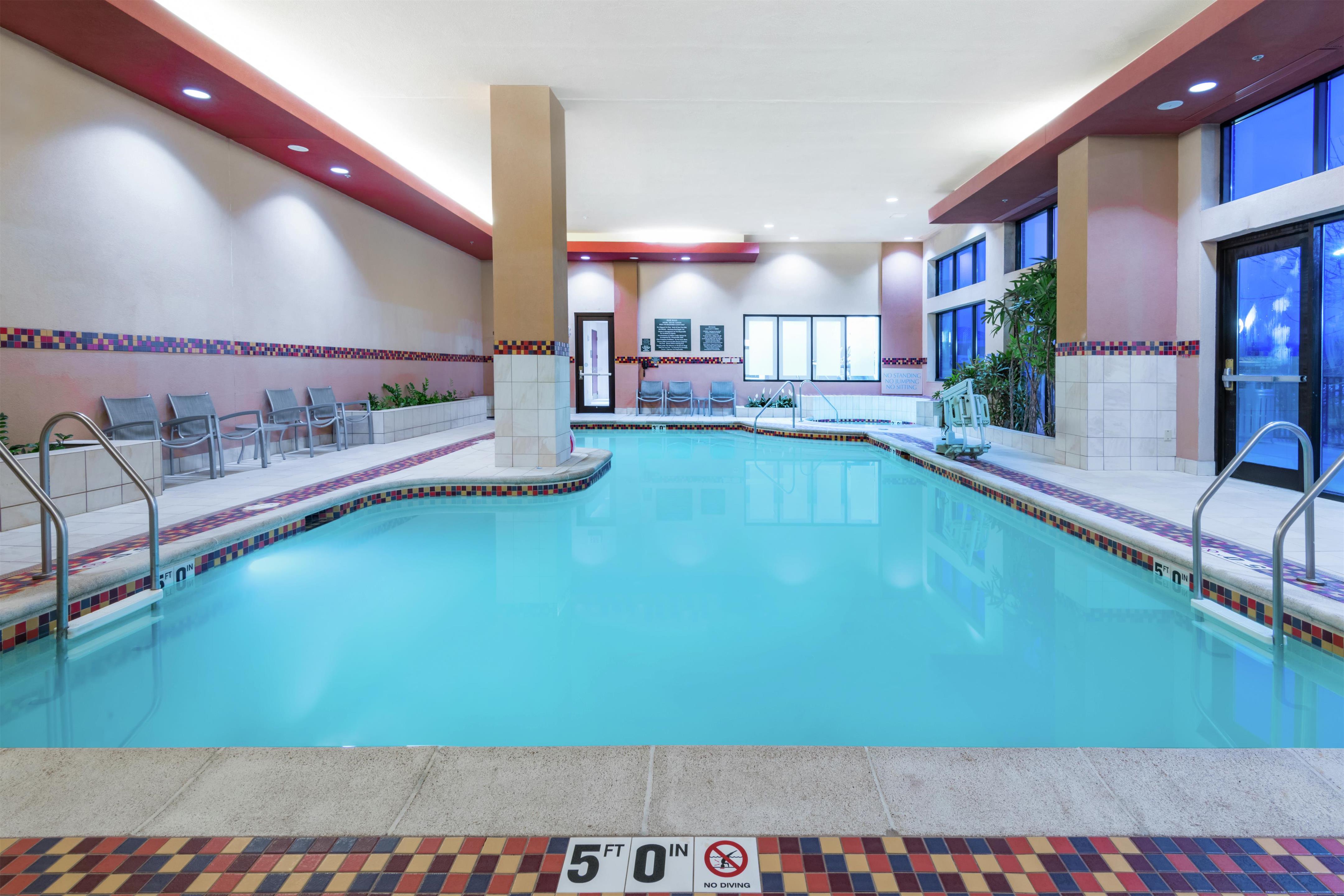 Pool | Embassy Suites by Hilton St. Louis St. Charles