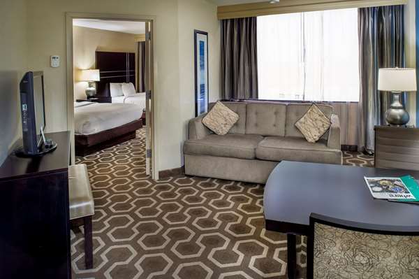  - Embassy Suites St Louis Airport Bridgeton - I-70, Exit 235A