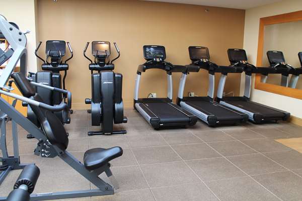 Fitness/ Exercise Room - Hilton Hotel Frontenac - I-64, Exit 28A