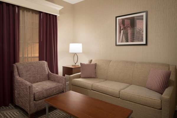 - Hilton Hotel Frontenac - I-64, Exit 28A