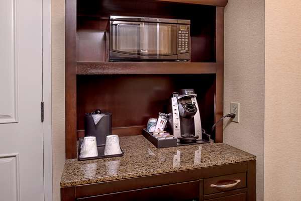  - Hilton Garden Inn St Louis Airport - I-70, Exit 239 & 240