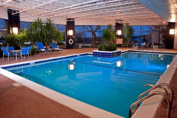 Pool - DoubleTree by Hilton Hotel Maryland Heights - I-270, Exit 16