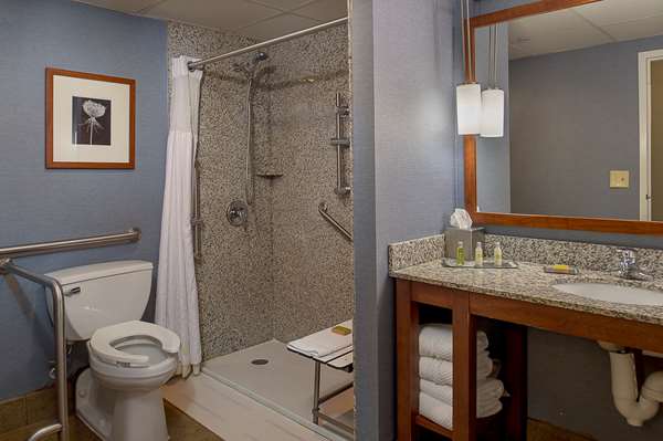  - DoubleTree by Hilton Hotel Maryland Heights - I-270, Exit 16