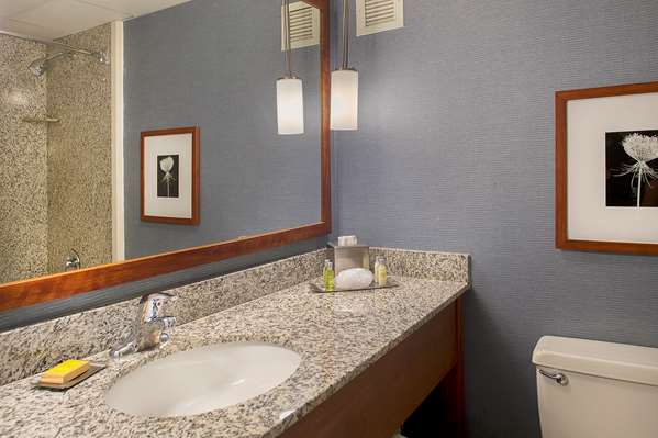  - DoubleTree by Hilton Hotel Maryland Heights - I-270, Exit 16
