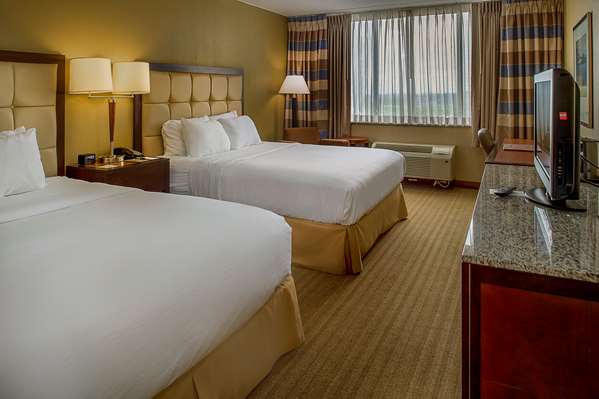  - DoubleTree by Hilton Hotel Maryland Heights - I-270, Exit 16