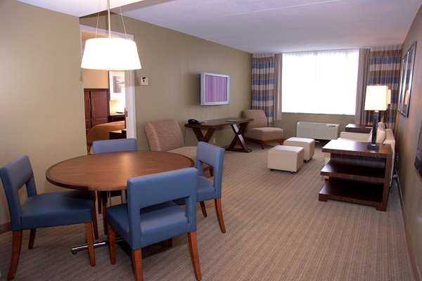  - DoubleTree by Hilton Hotel Maryland Heights - I-270, Exit 16