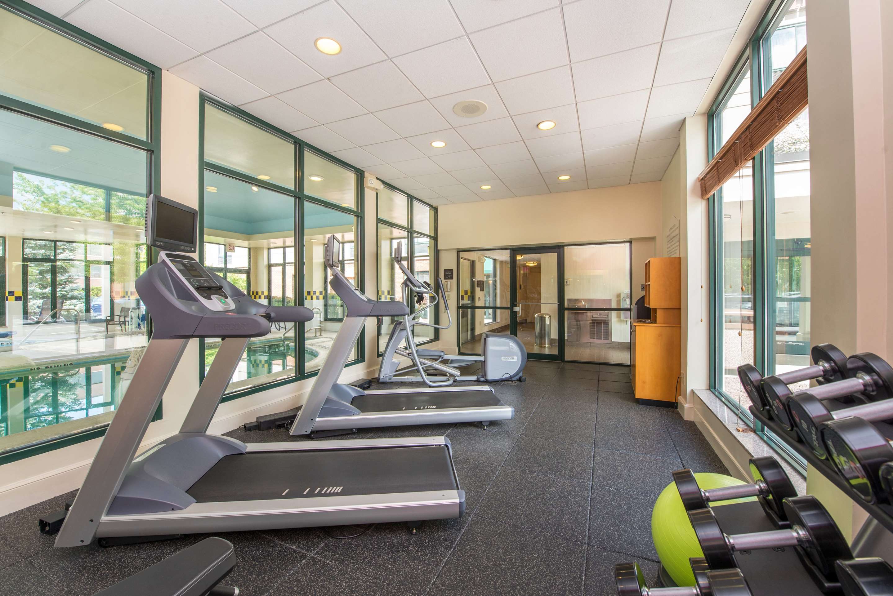 Health club fitness center gym | Hilton Garden Inn Fishkill