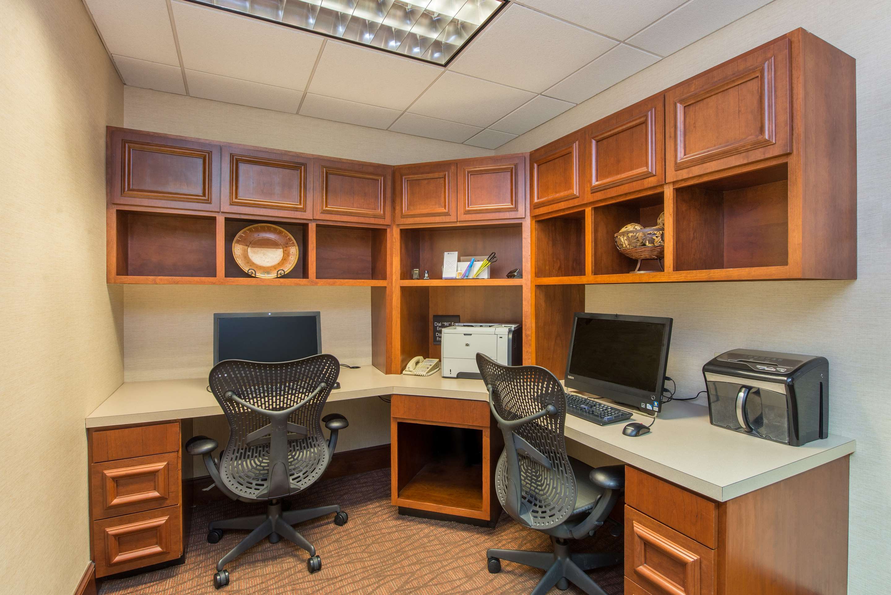 Business Center | Hilton Garden Inn Fishkill