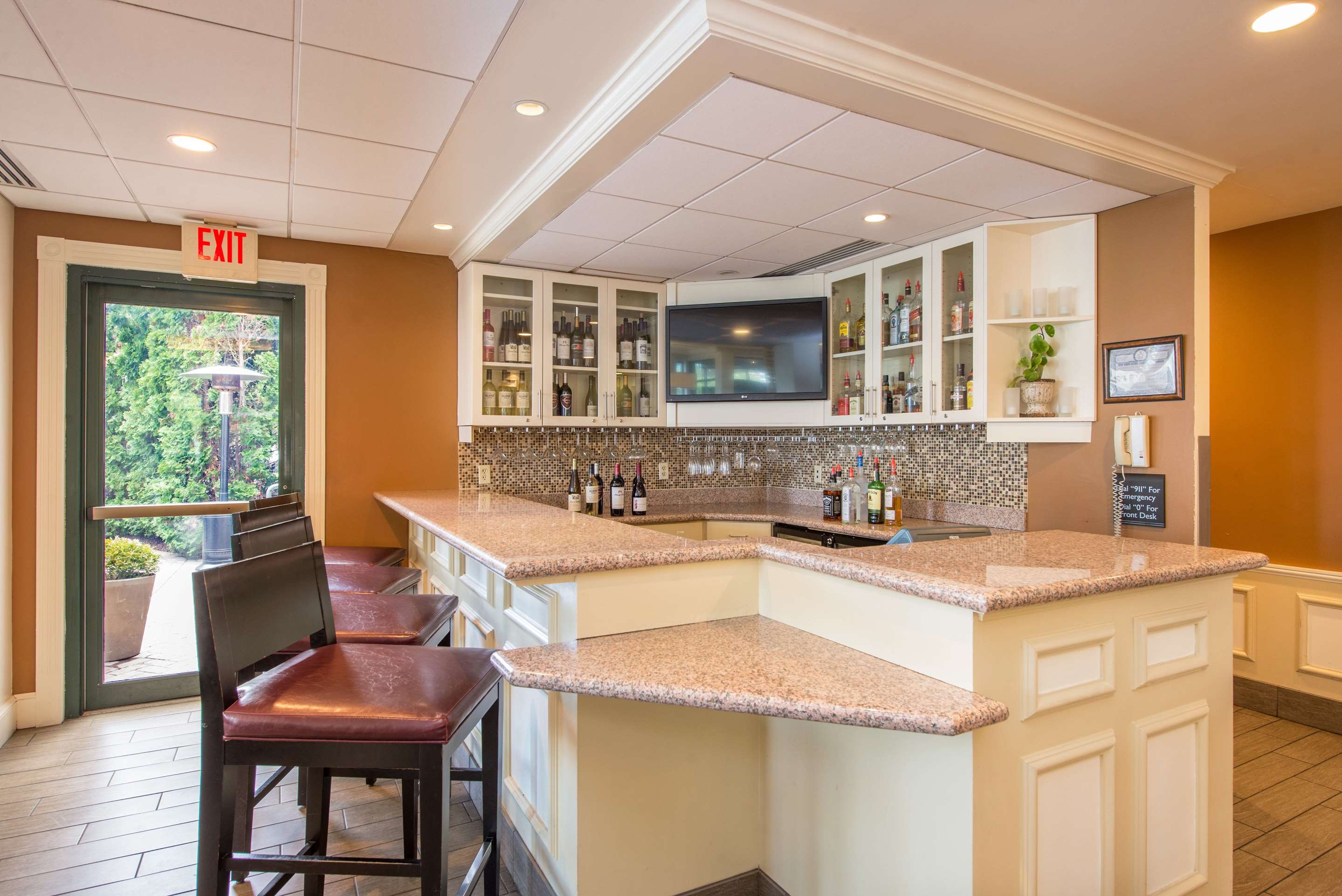 BarLounge | Hilton Garden Inn Fishkill