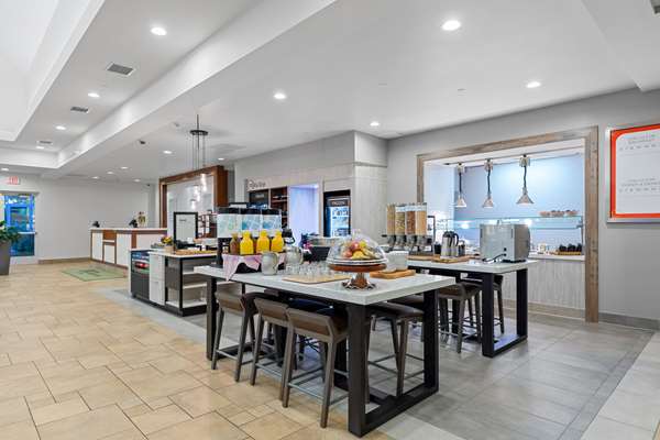 Amenities - Hilton Garden Inn Auburn