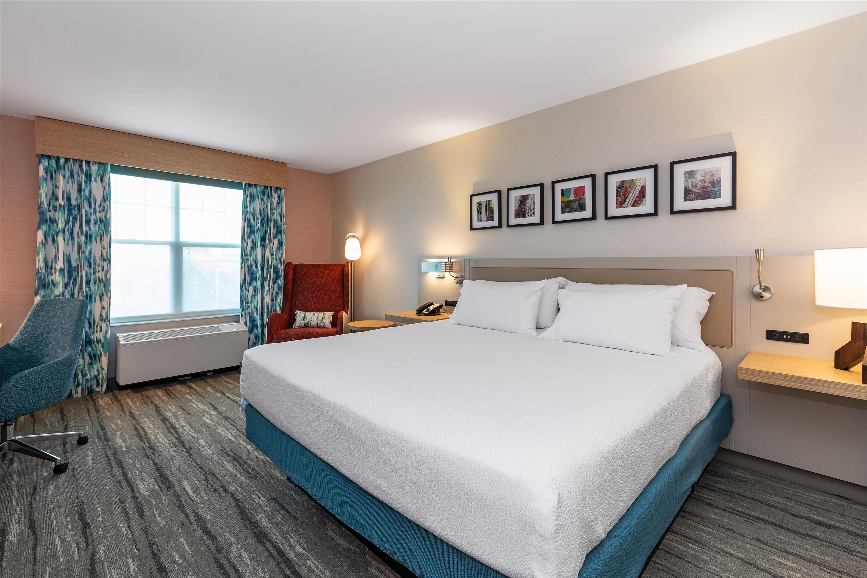 Guest room