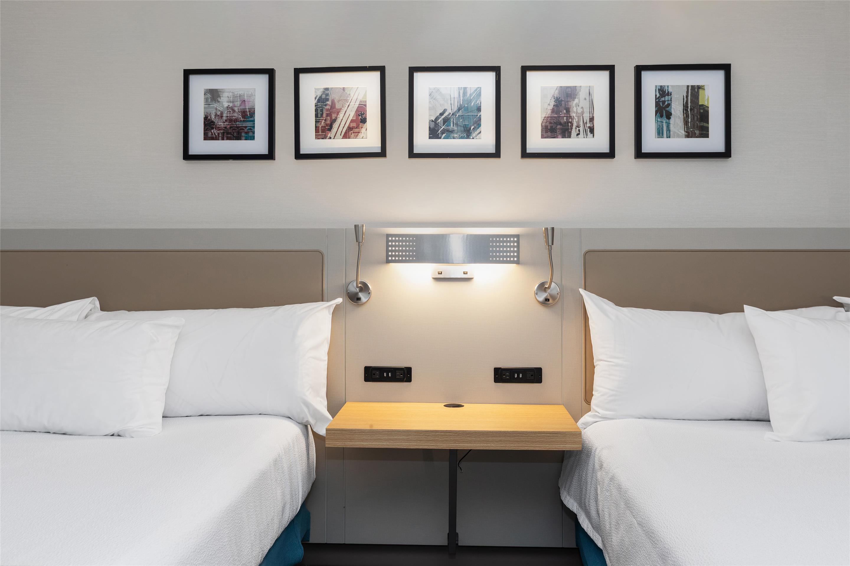 Guest room