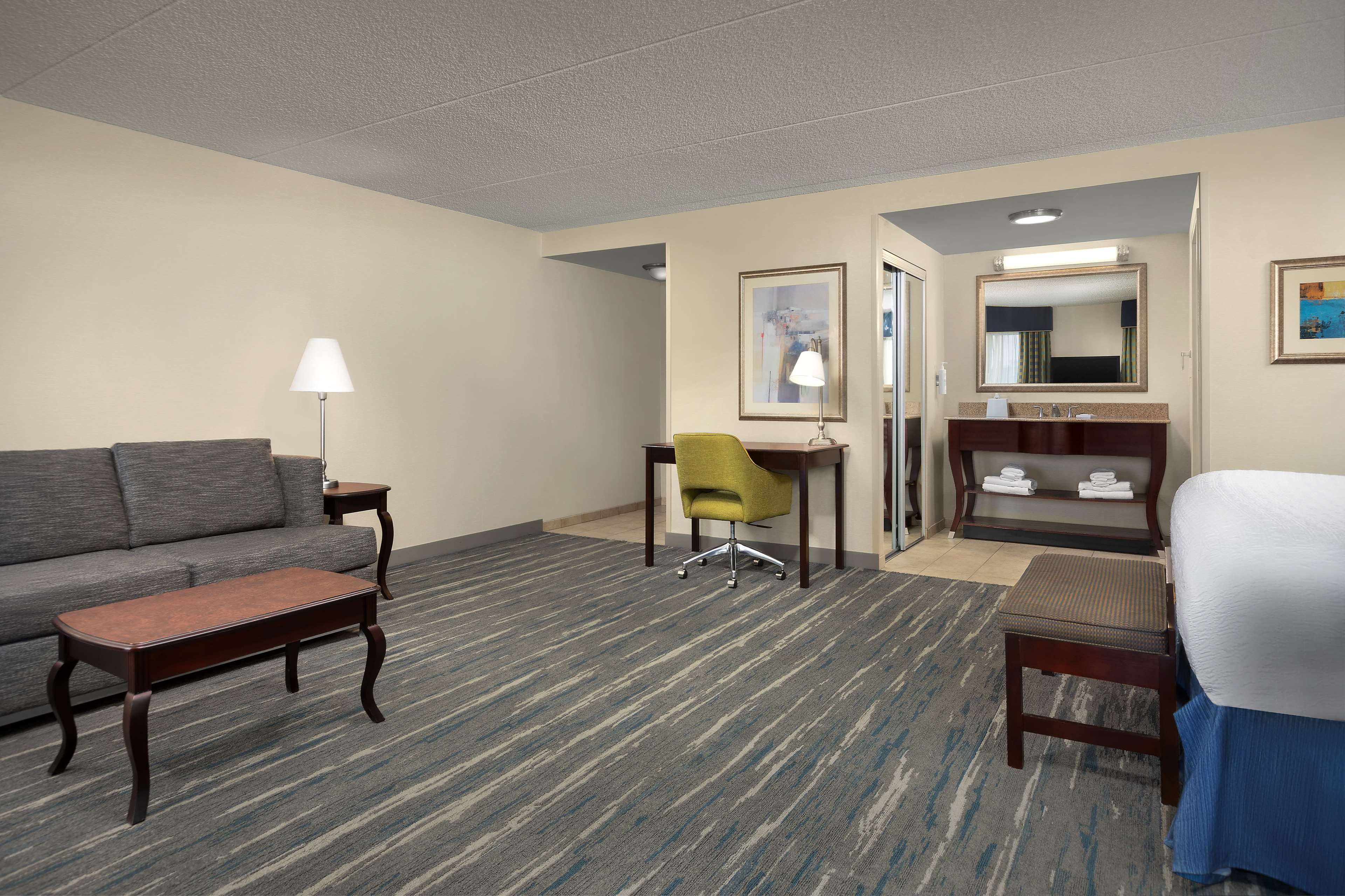 Hampton Inn by Hilton Syracuse Clay Room Type - 1 KING STUDIO STE NONSMOK