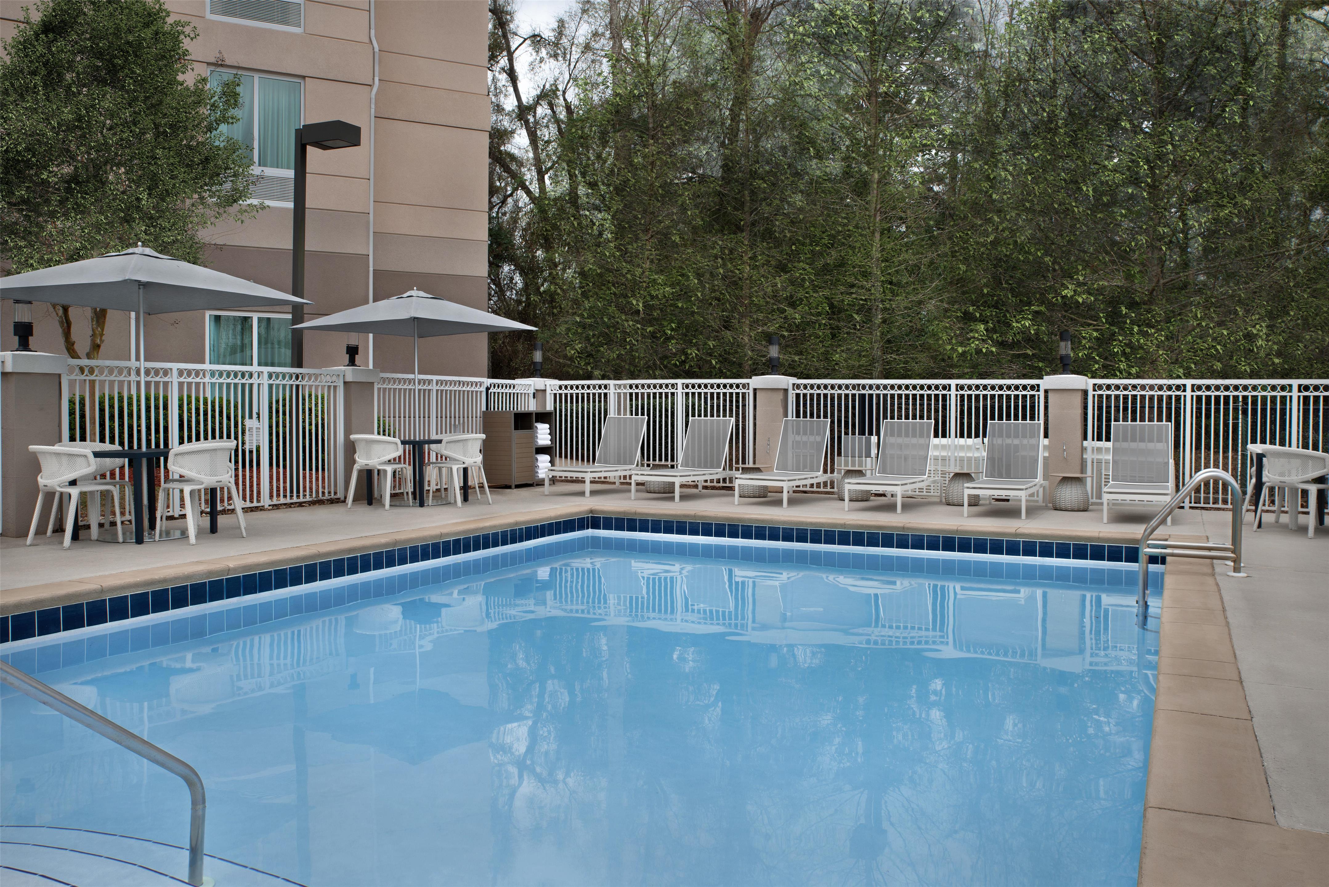 Pool | Hilton Garden Inn Tallahassee Central