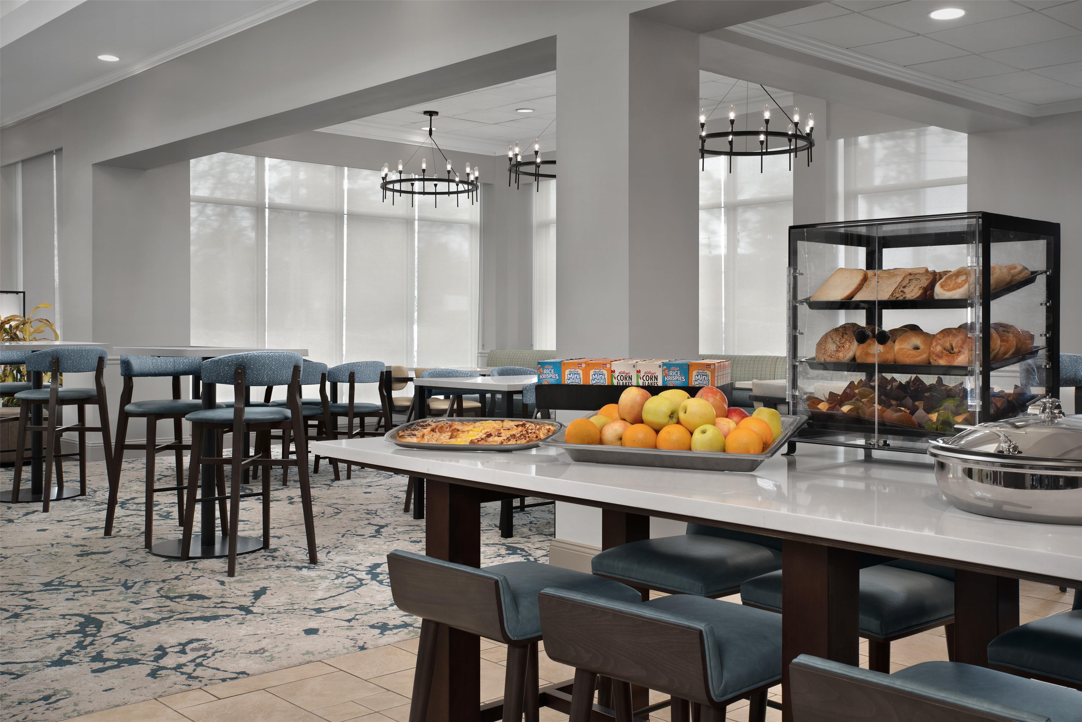 Restaurant | Hilton Garden Inn Tallahassee Central