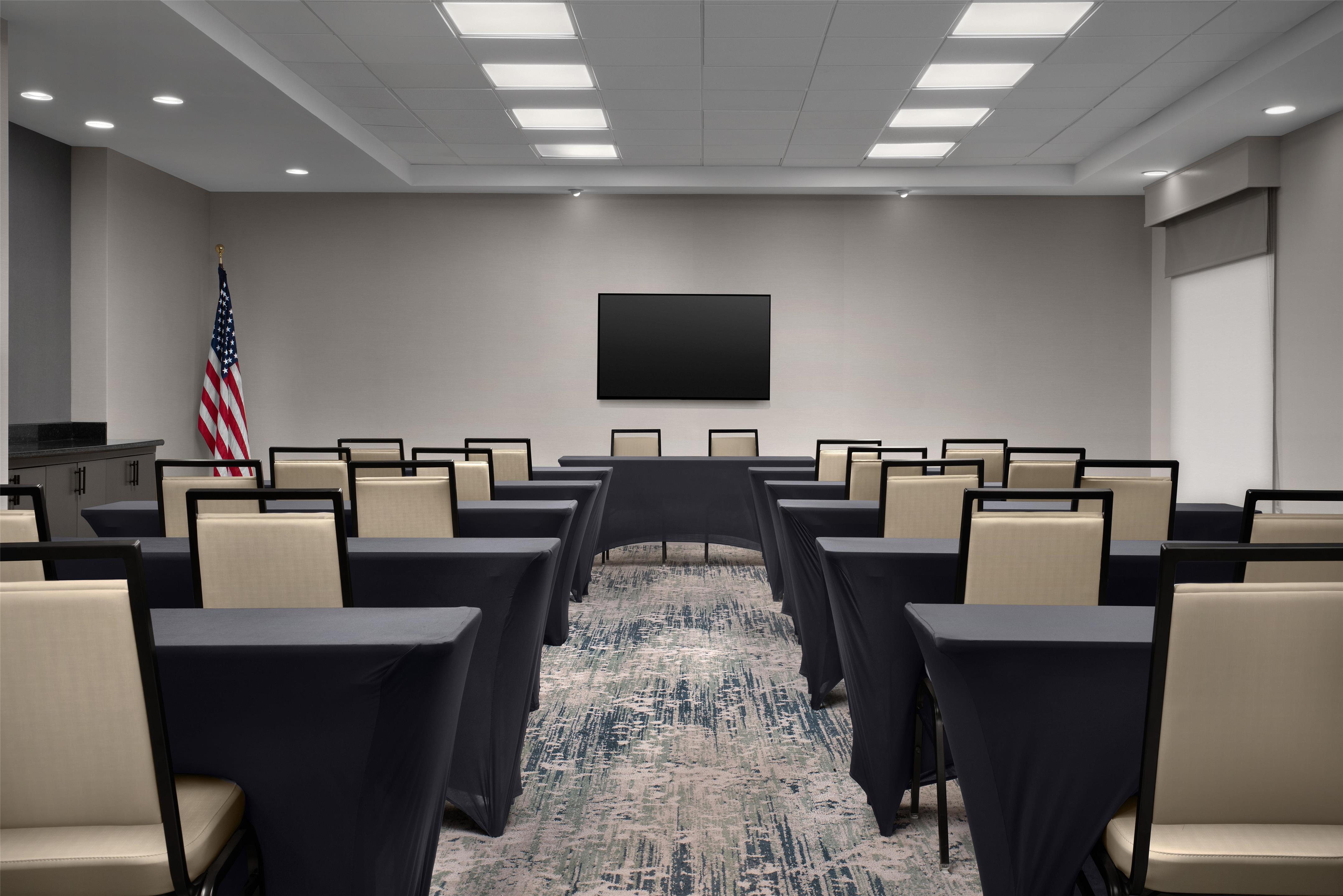 Meeting Room | Hilton Garden Inn Tallahassee Central