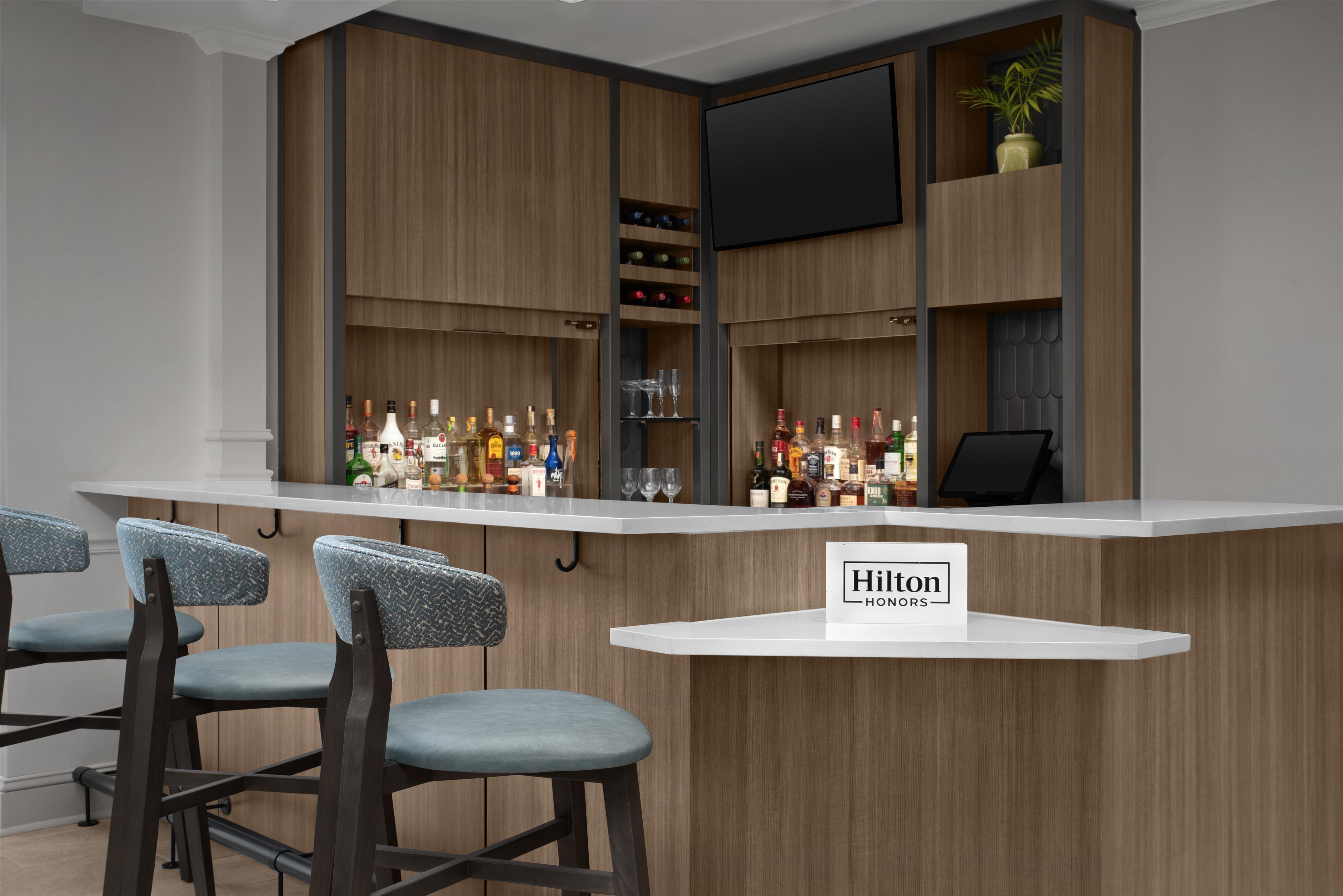 BarLounge | Hilton Garden Inn Tallahassee Central