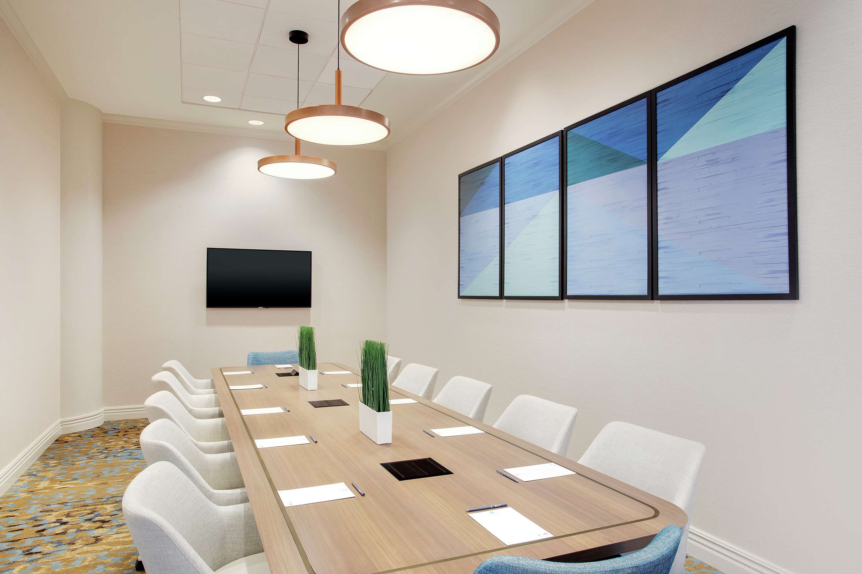 Meeting Room | Embassy Suites by Hilton Tampa Downtown Convention Center