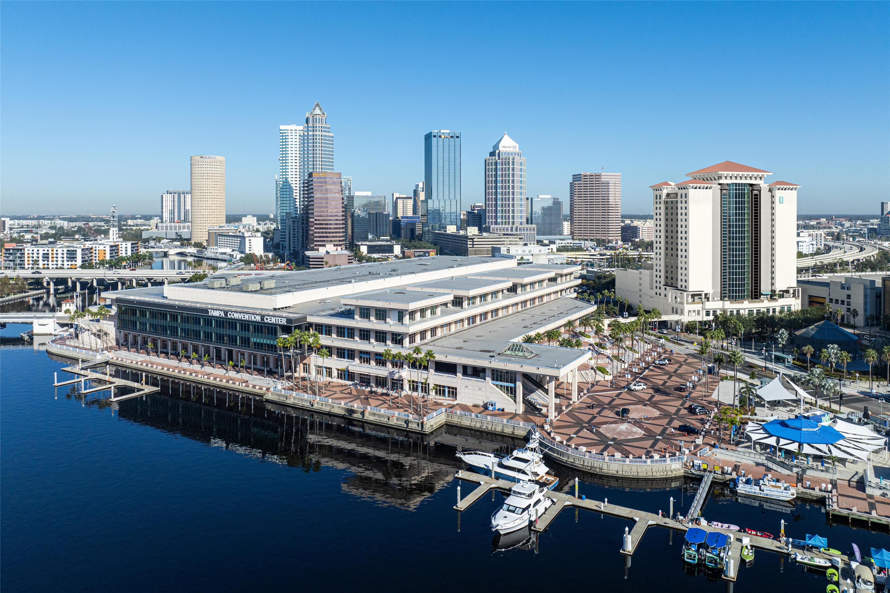 Exterior | Embassy Suites by Hilton Tampa Downtown Convention Center