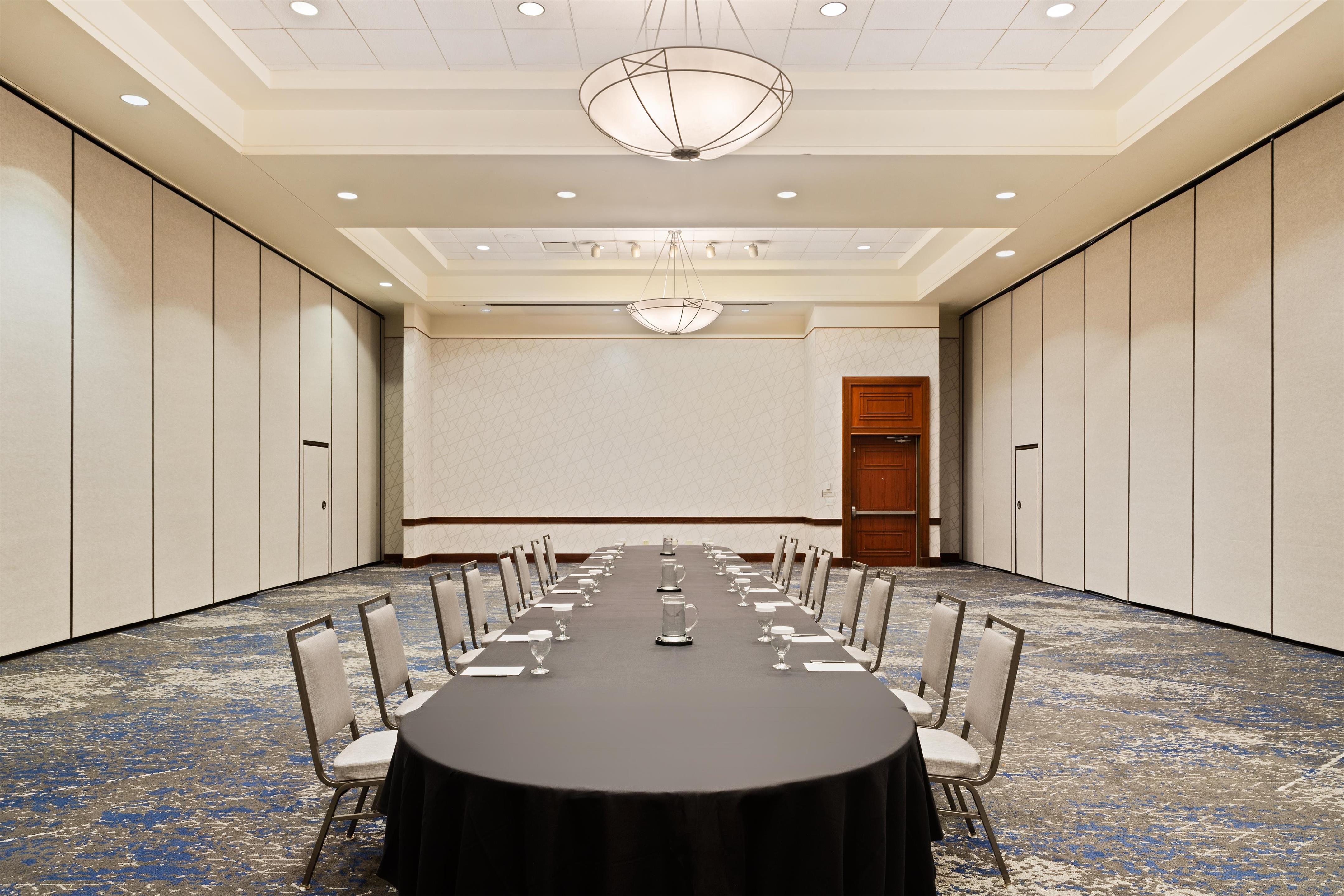 Meeting Room | Embassy Suites by Hilton Tampa USF Near Busch Gardens