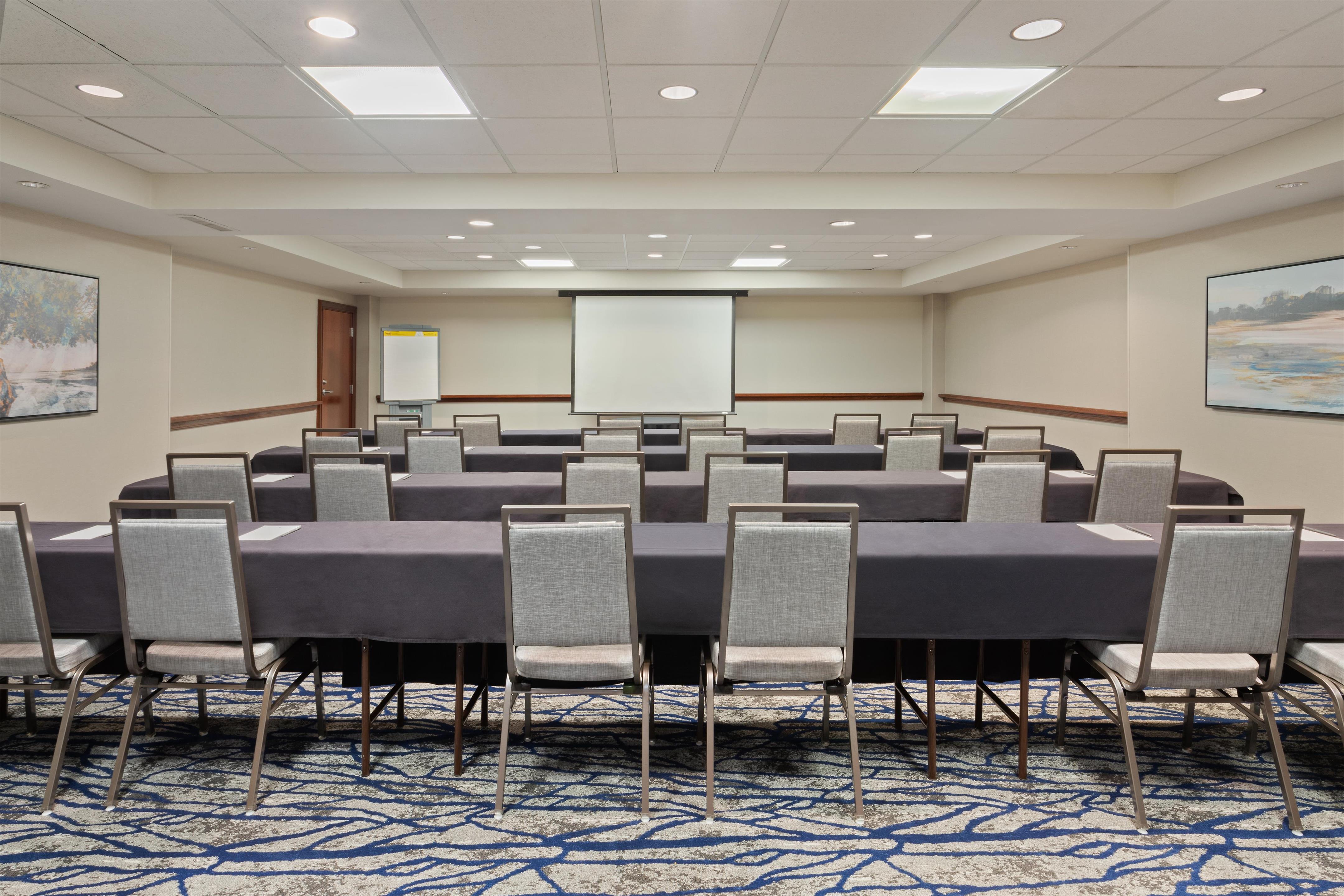 Meeting Room | Embassy Suites by Hilton Tampa USF Near Busch Gardens