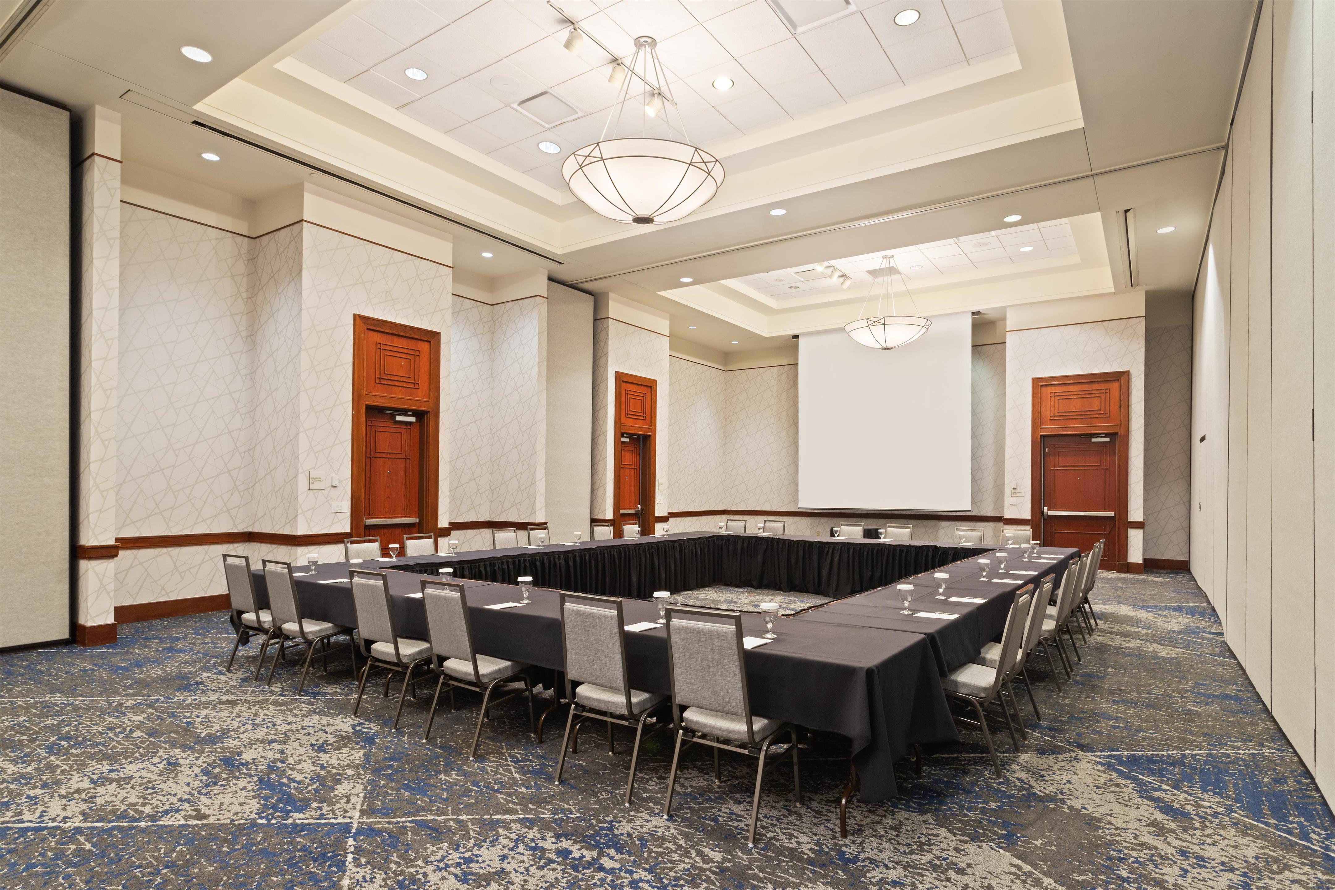 Meeting Room | Embassy Suites by Hilton Tampa USF Near Busch Gardens