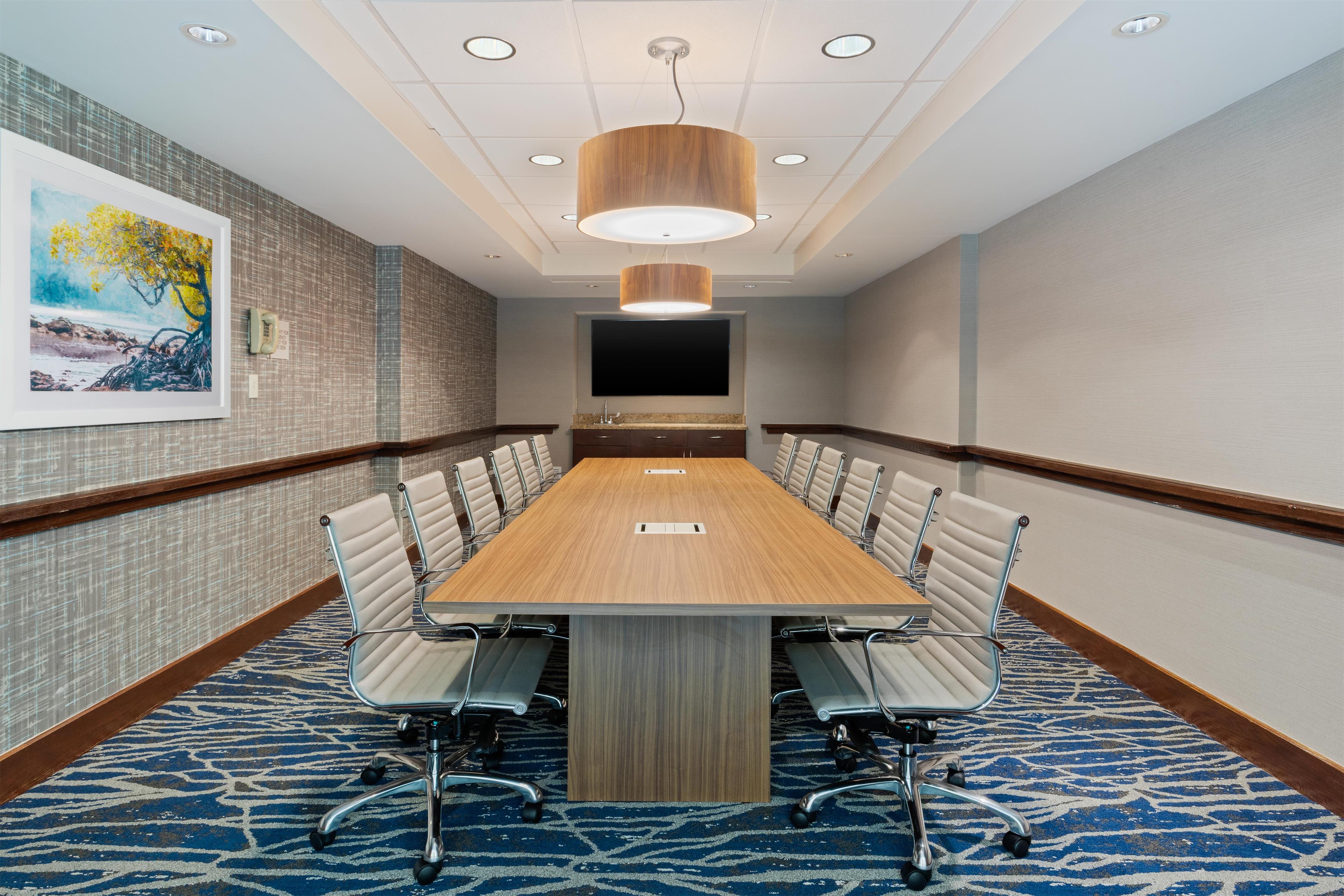 Meeting Room | Embassy Suites by Hilton Tampa USF Near Busch Gardens