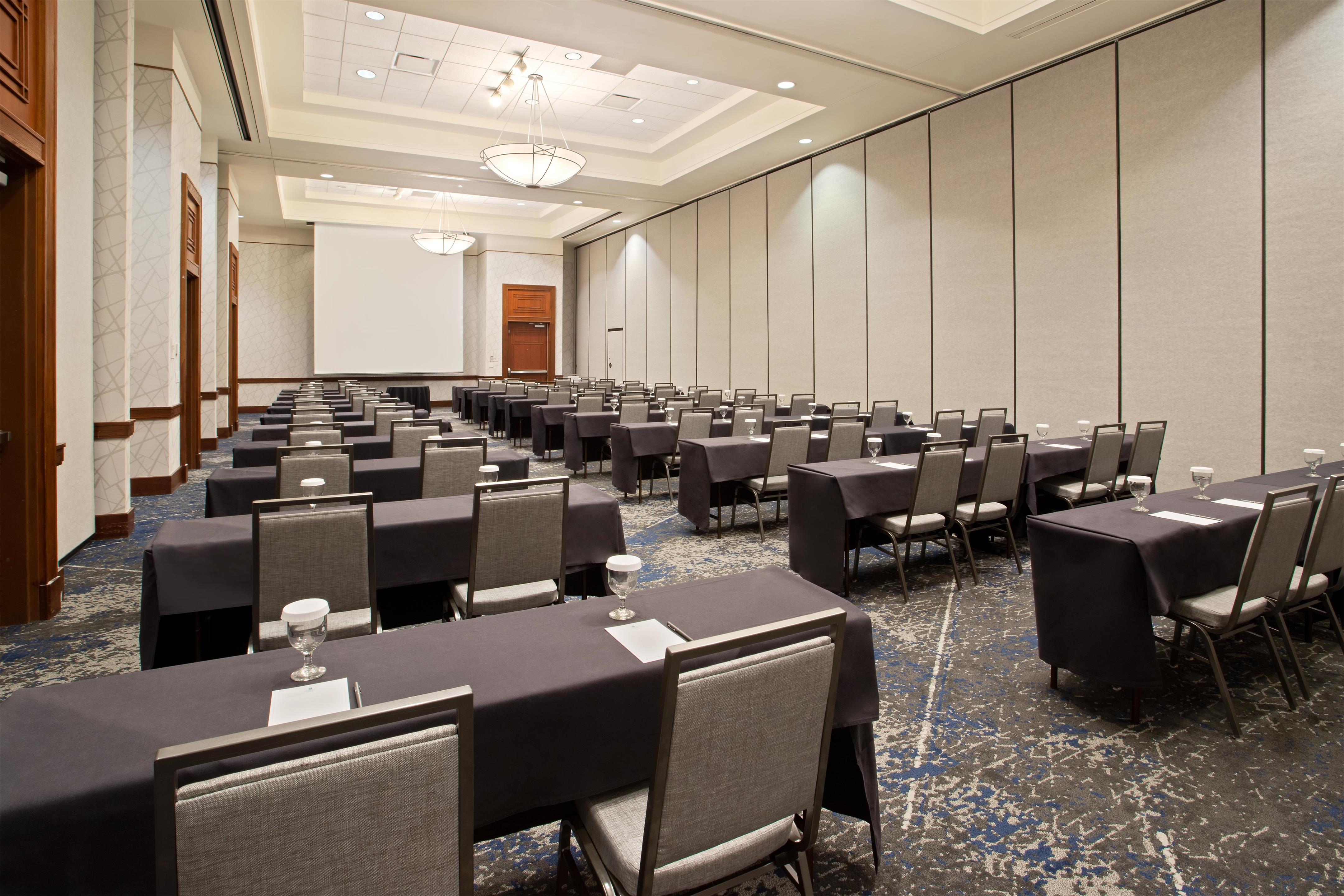 Meeting Room | Embassy Suites by Hilton Tampa USF Near Busch Gardens