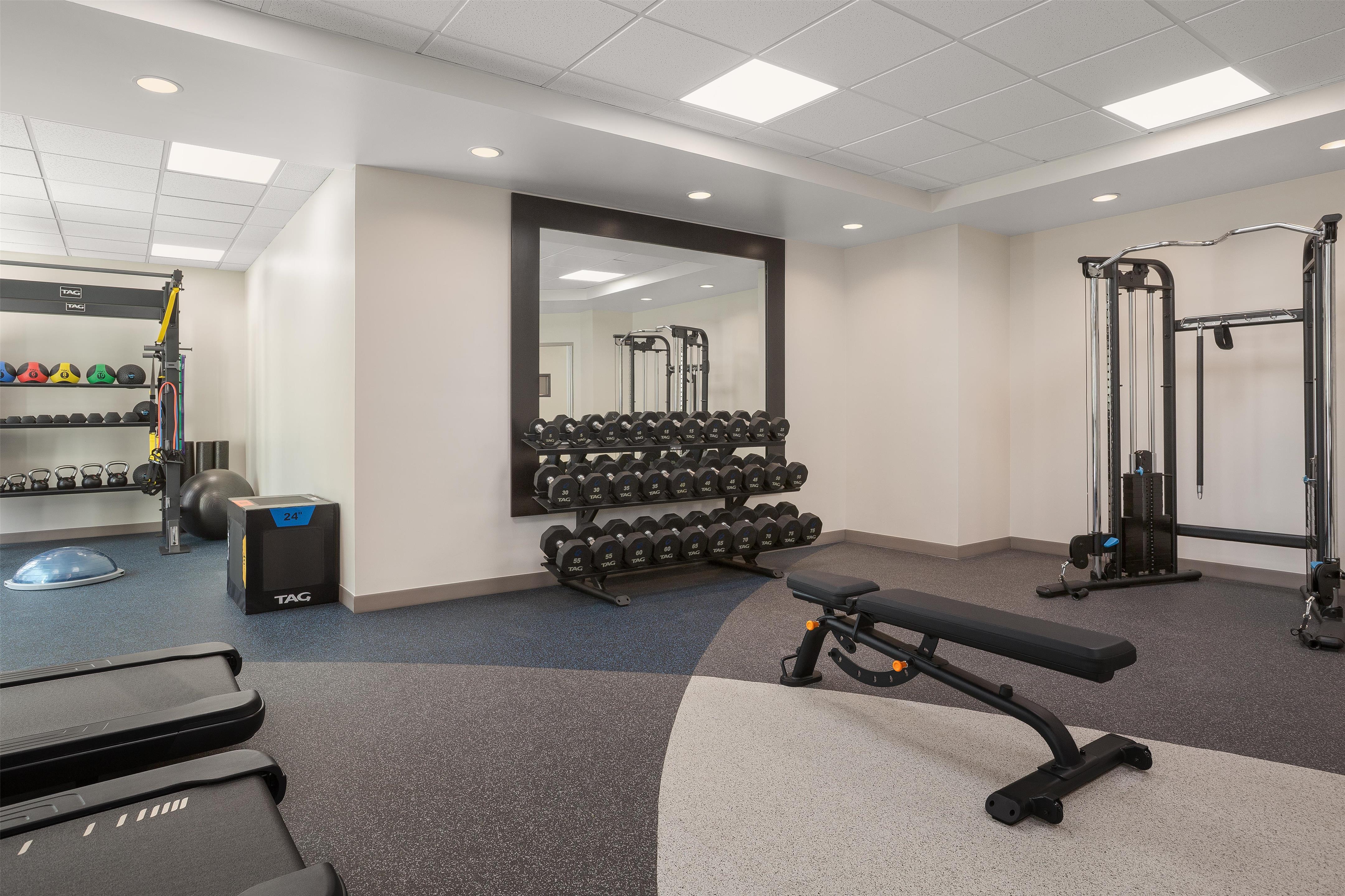 Health club fitness center gym | Hilton Garden Inn Tampa North Busch Gardens