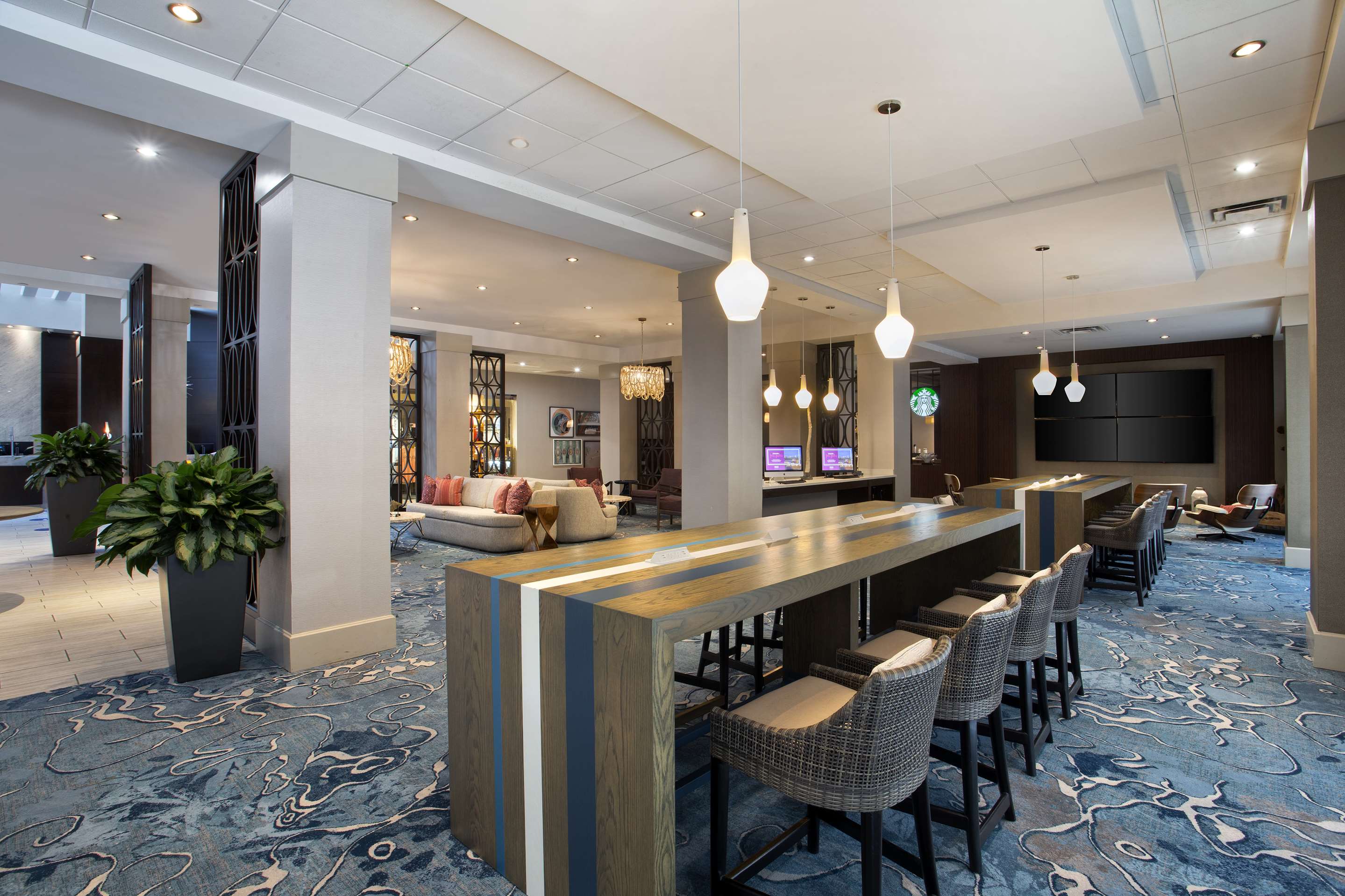 Lobby | Hilton Tampa Downtown
