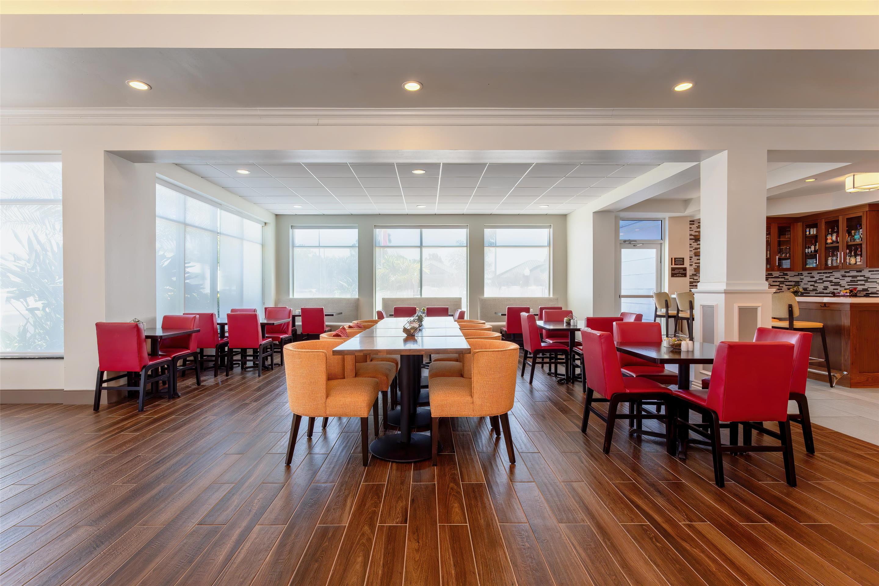 Restaurant | Hilton Garden Inn Tampa Northwest/Oldsmar