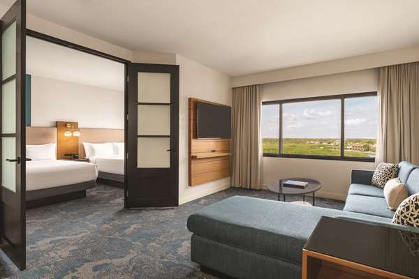  - DoubleTree Suites by Hilton Hotel Tampa Bay